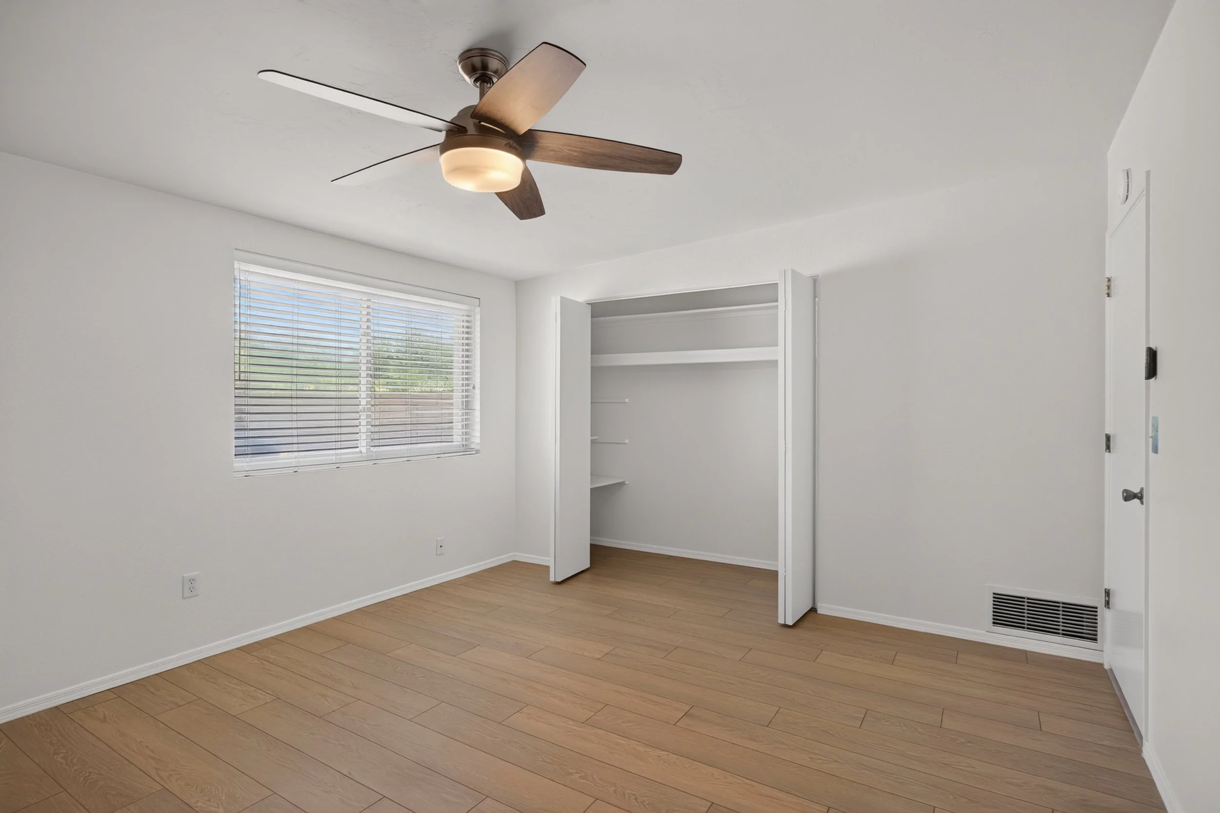 23 Bedroom 2 photo b.jpg