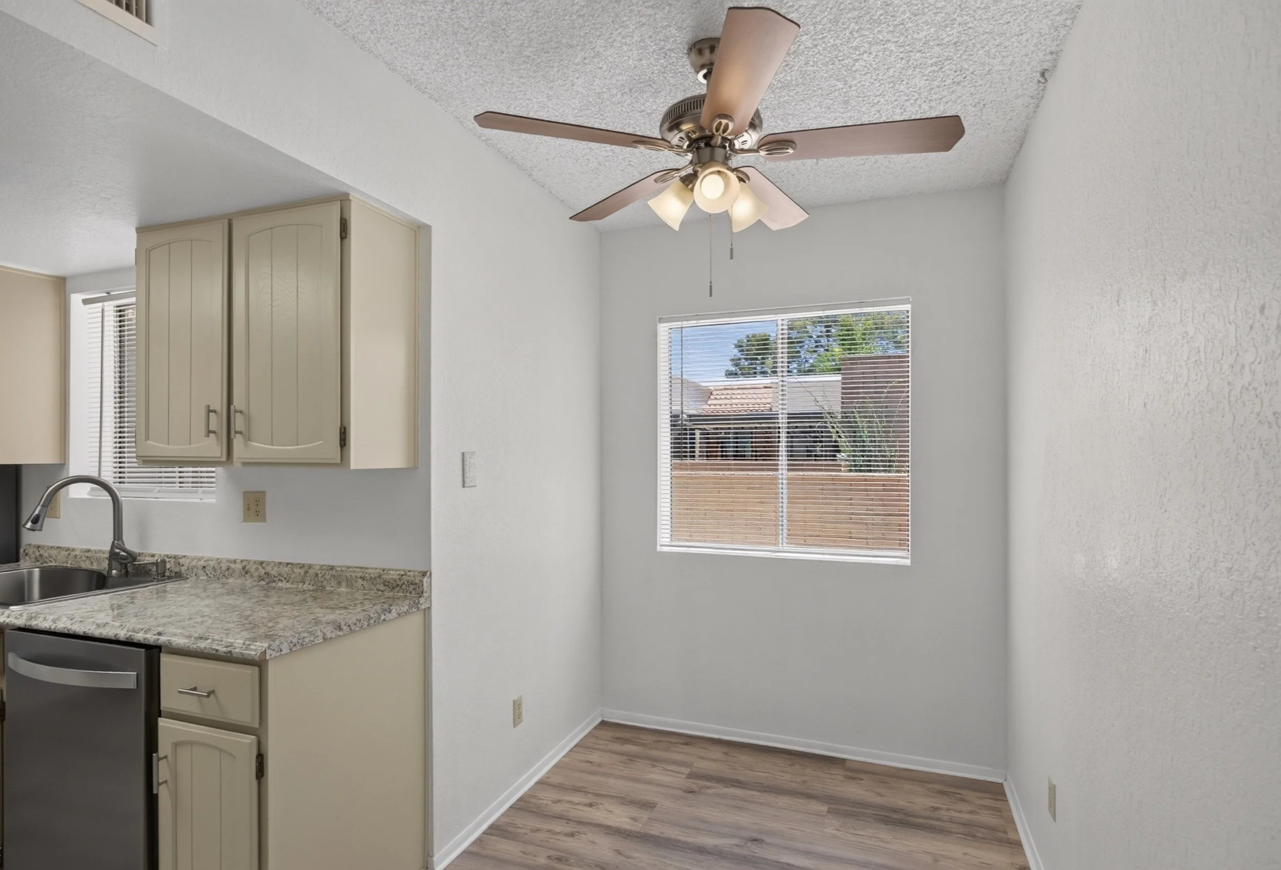 16 Kitchen photo c.jpg