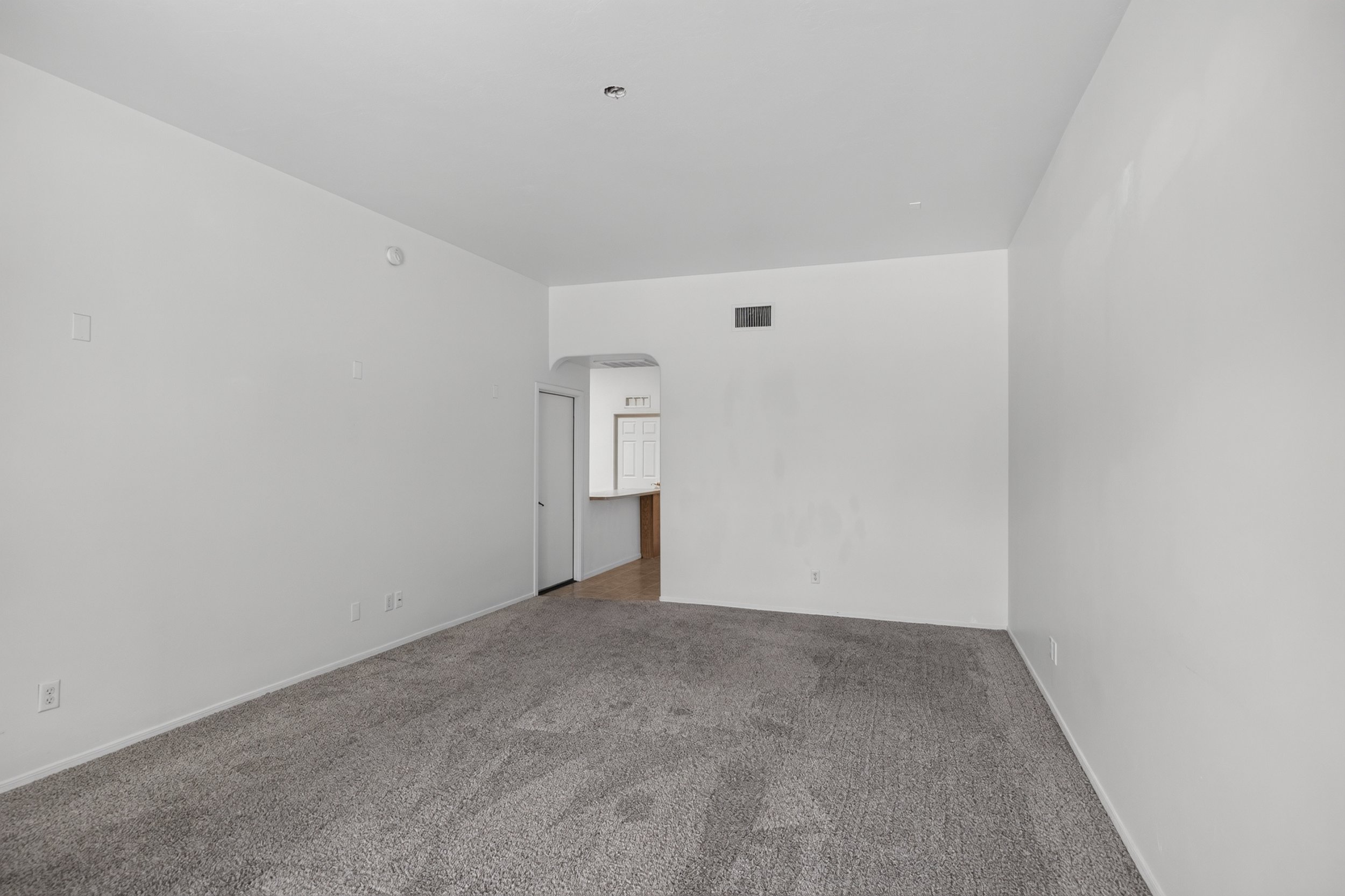 7 Living Room photo b.jpg
