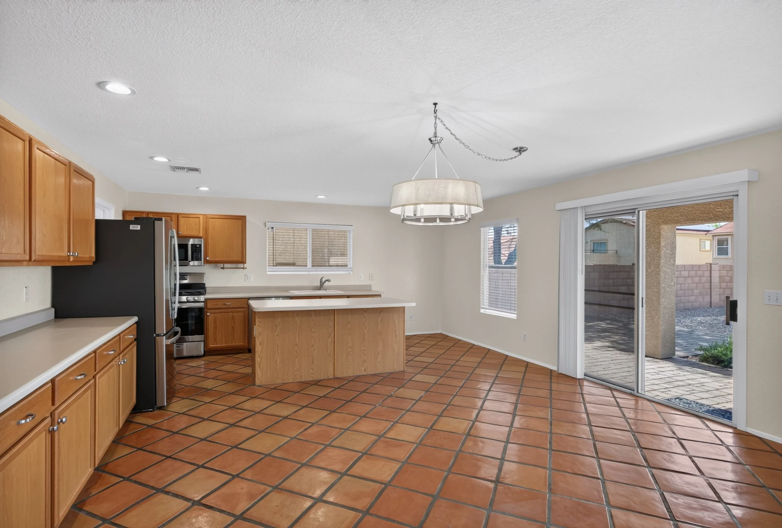 11 Kitchen photo a.jpg