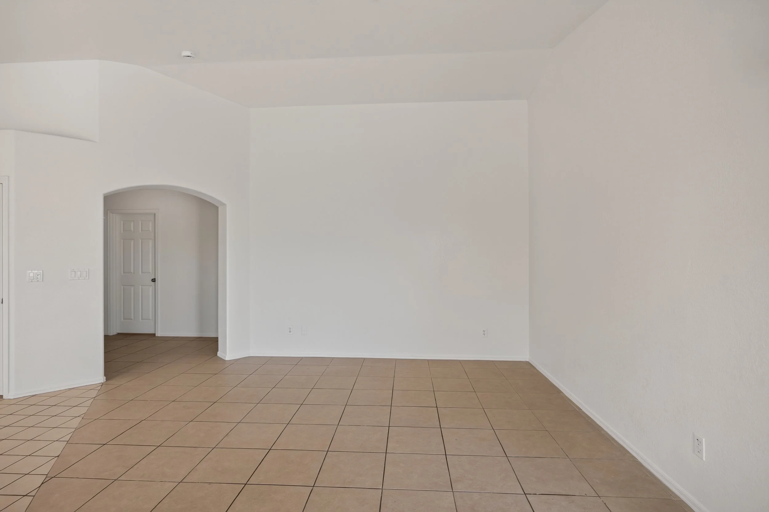 15 Family Room photo b.jpg