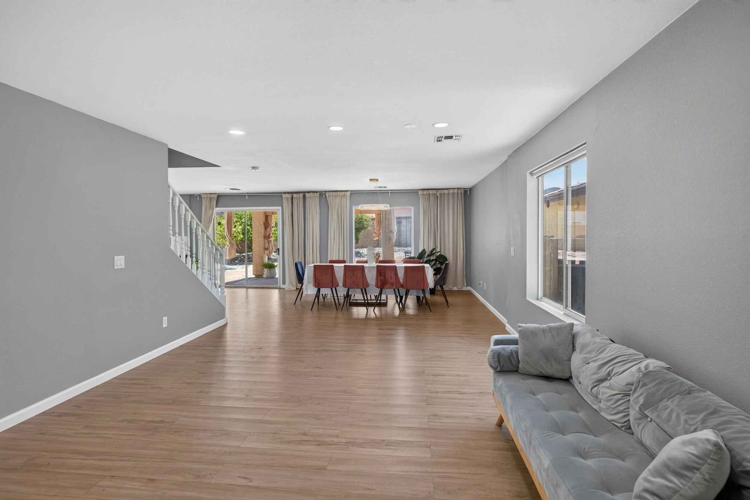 10 Living Room photo a.jpg