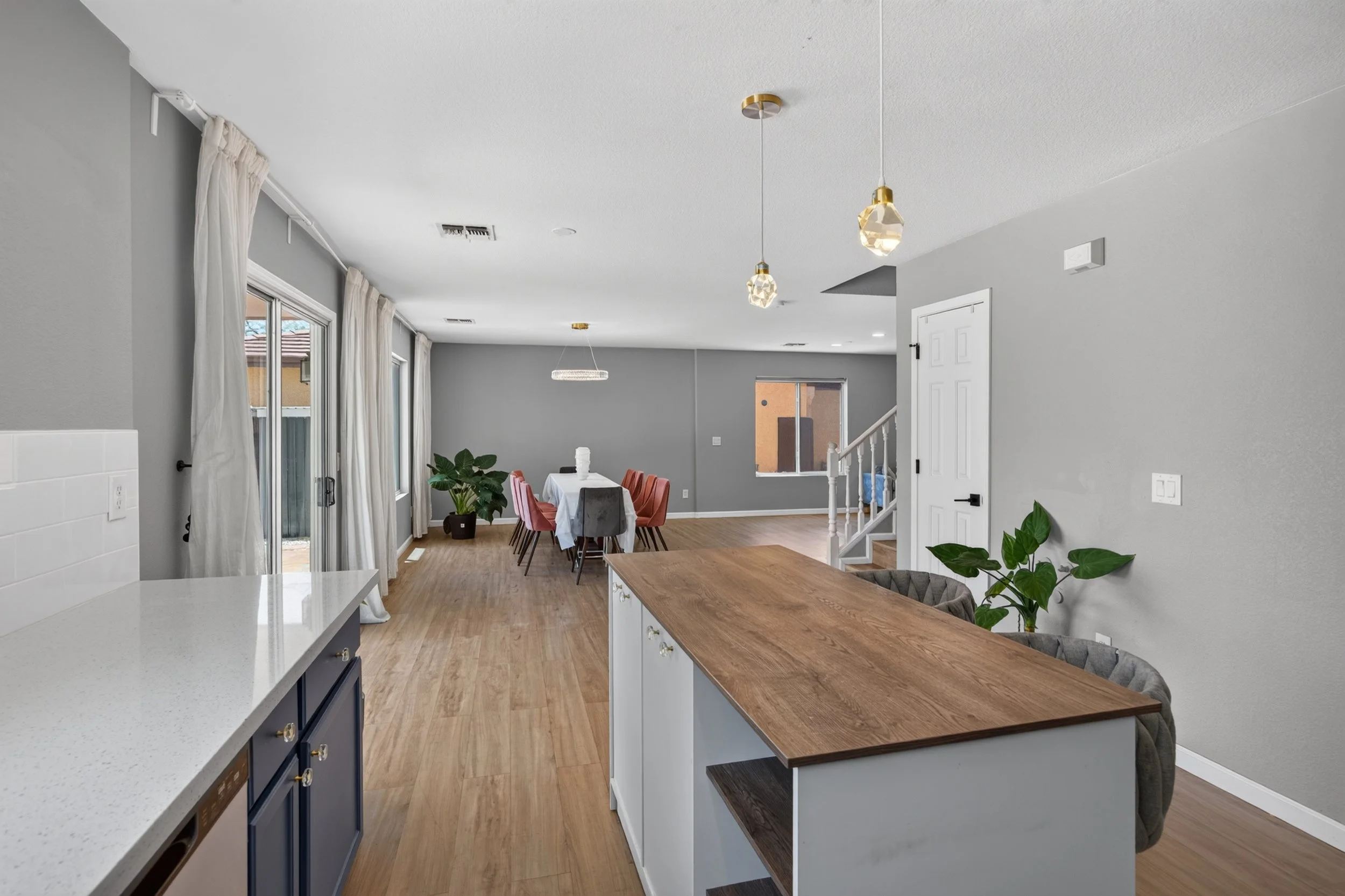 20 Kitchen photo d.jpg