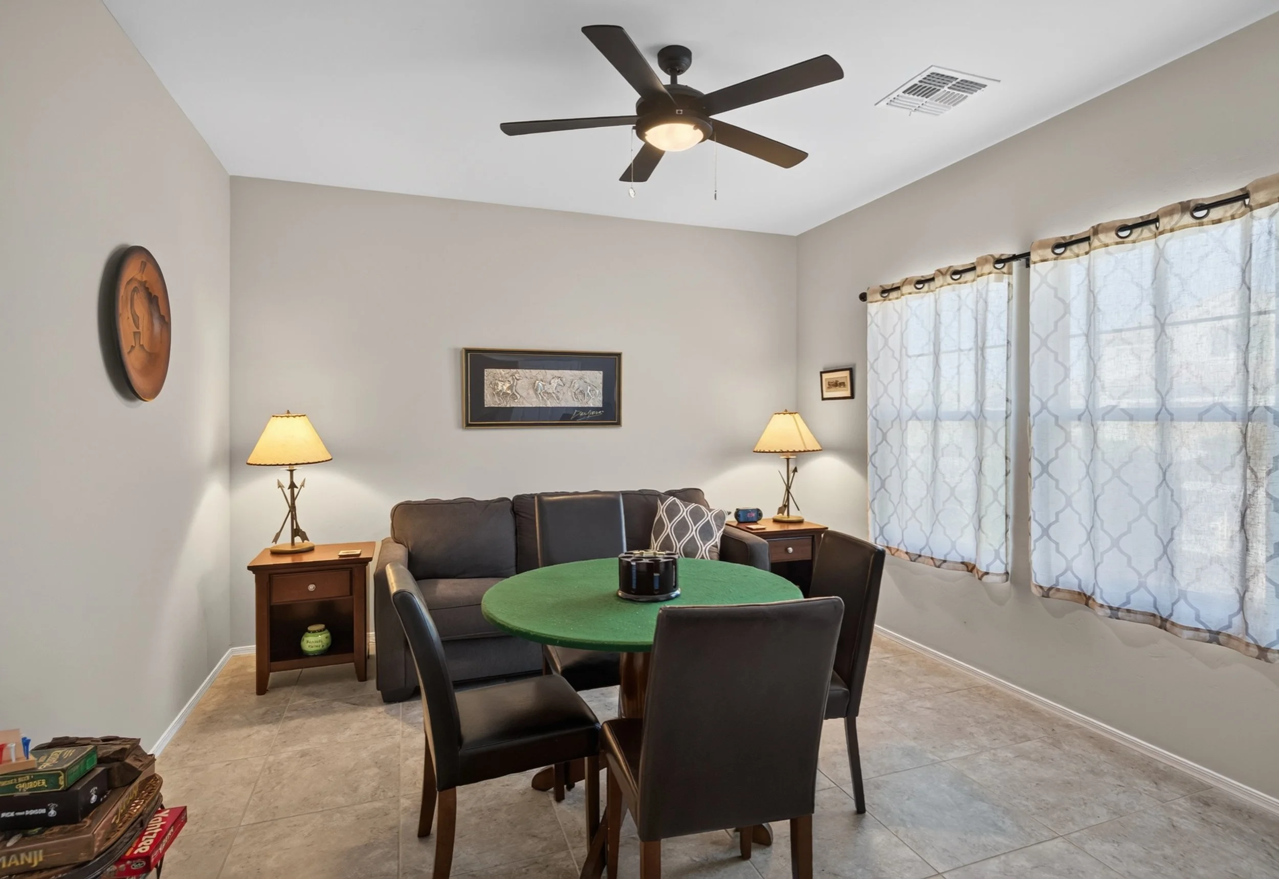 8 Living Room.jpg