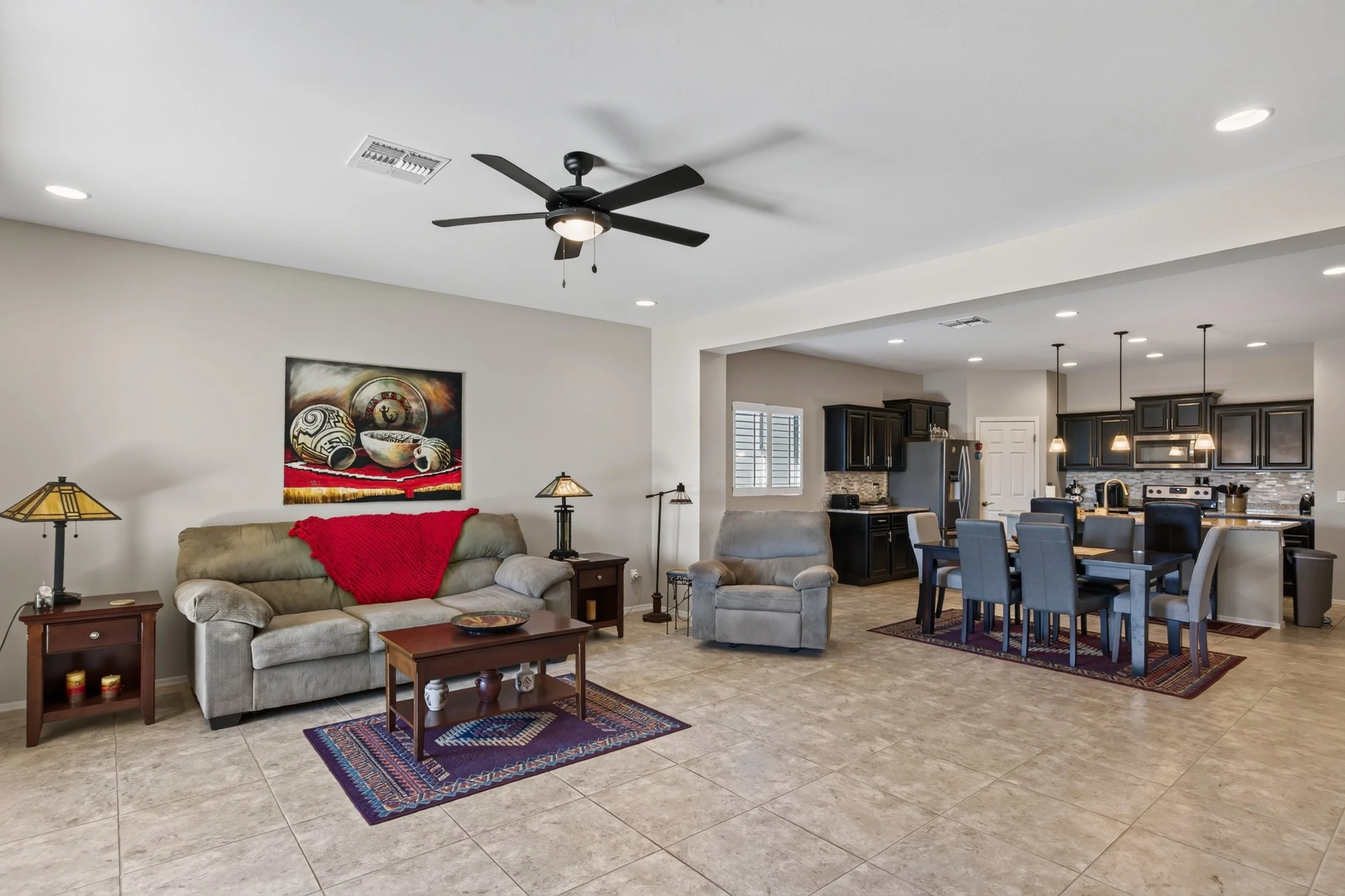 16 Family Room photo c.jpg