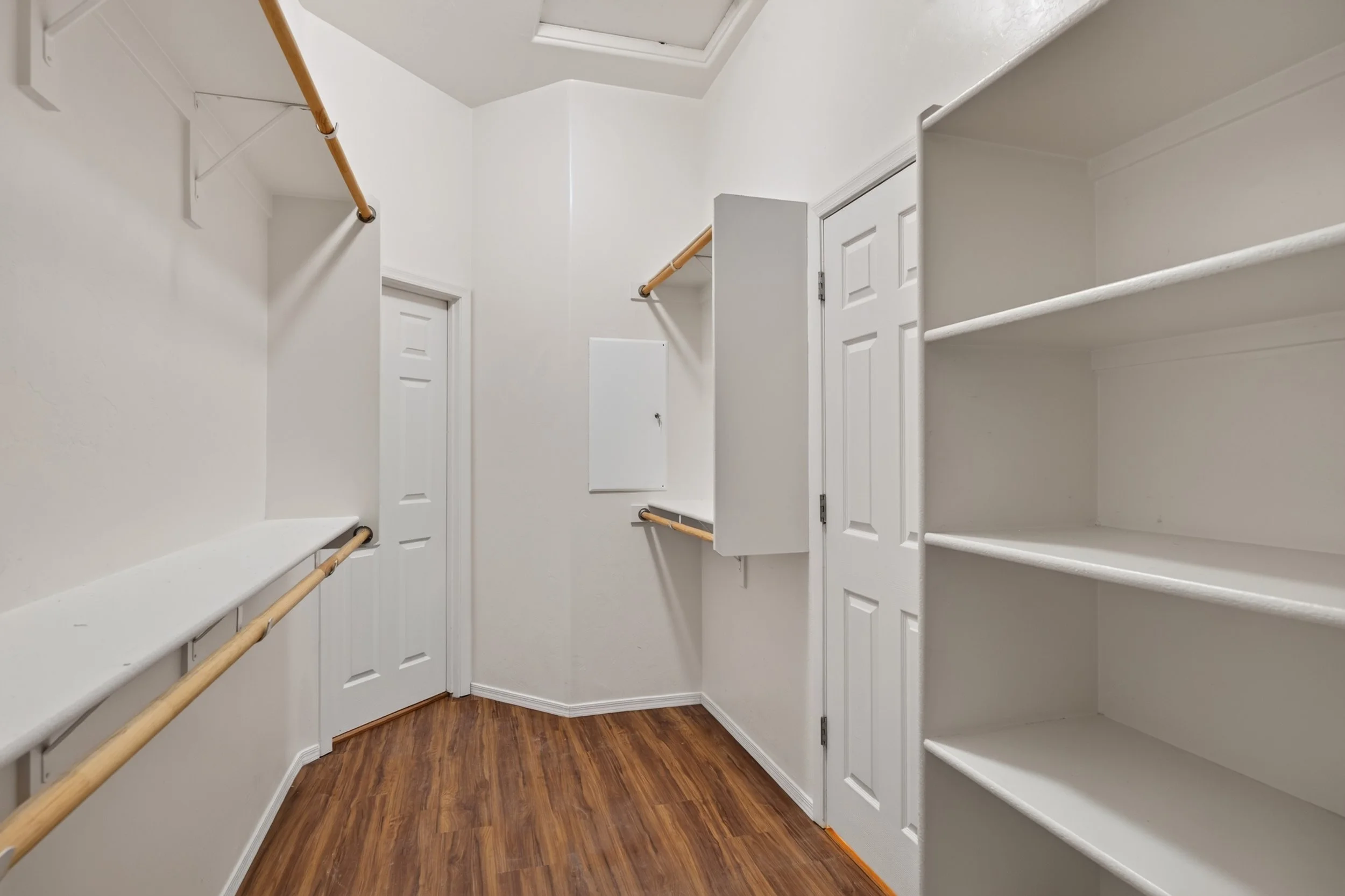 26 Main Bedroom Closet.jpg