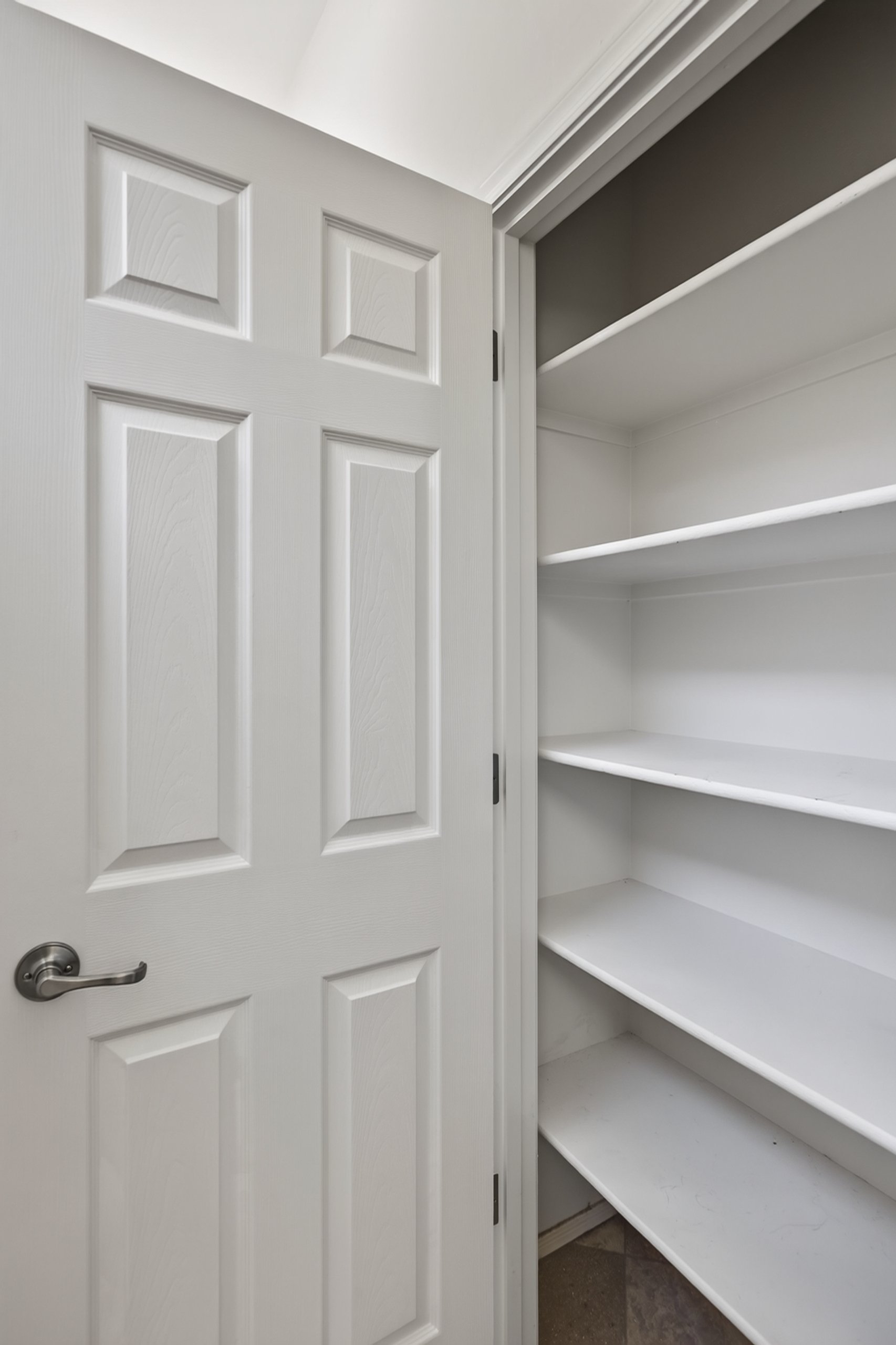 30 Hall Linen Closet.jpg