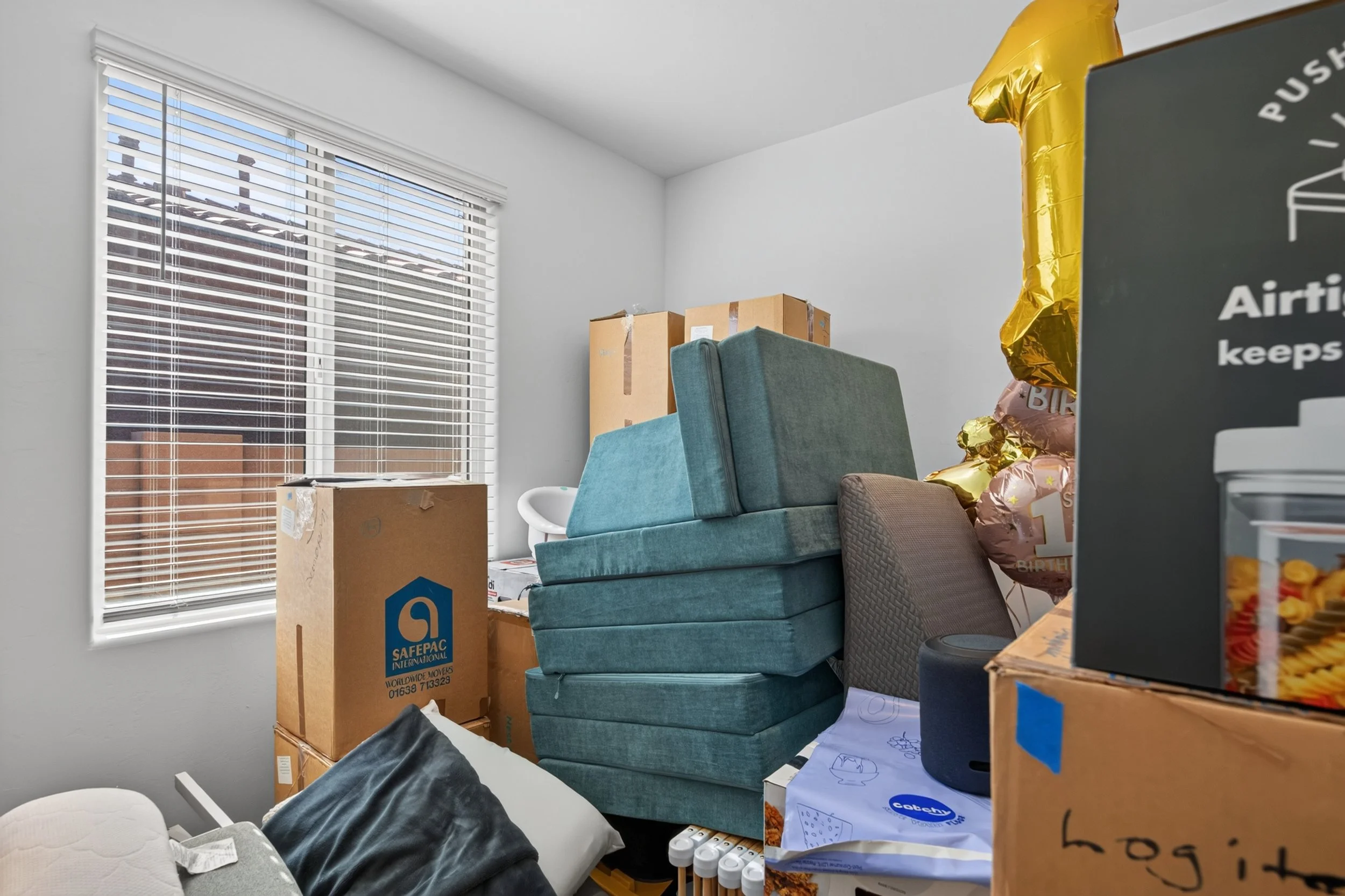 16 Bedroom 2 photo b.jpg