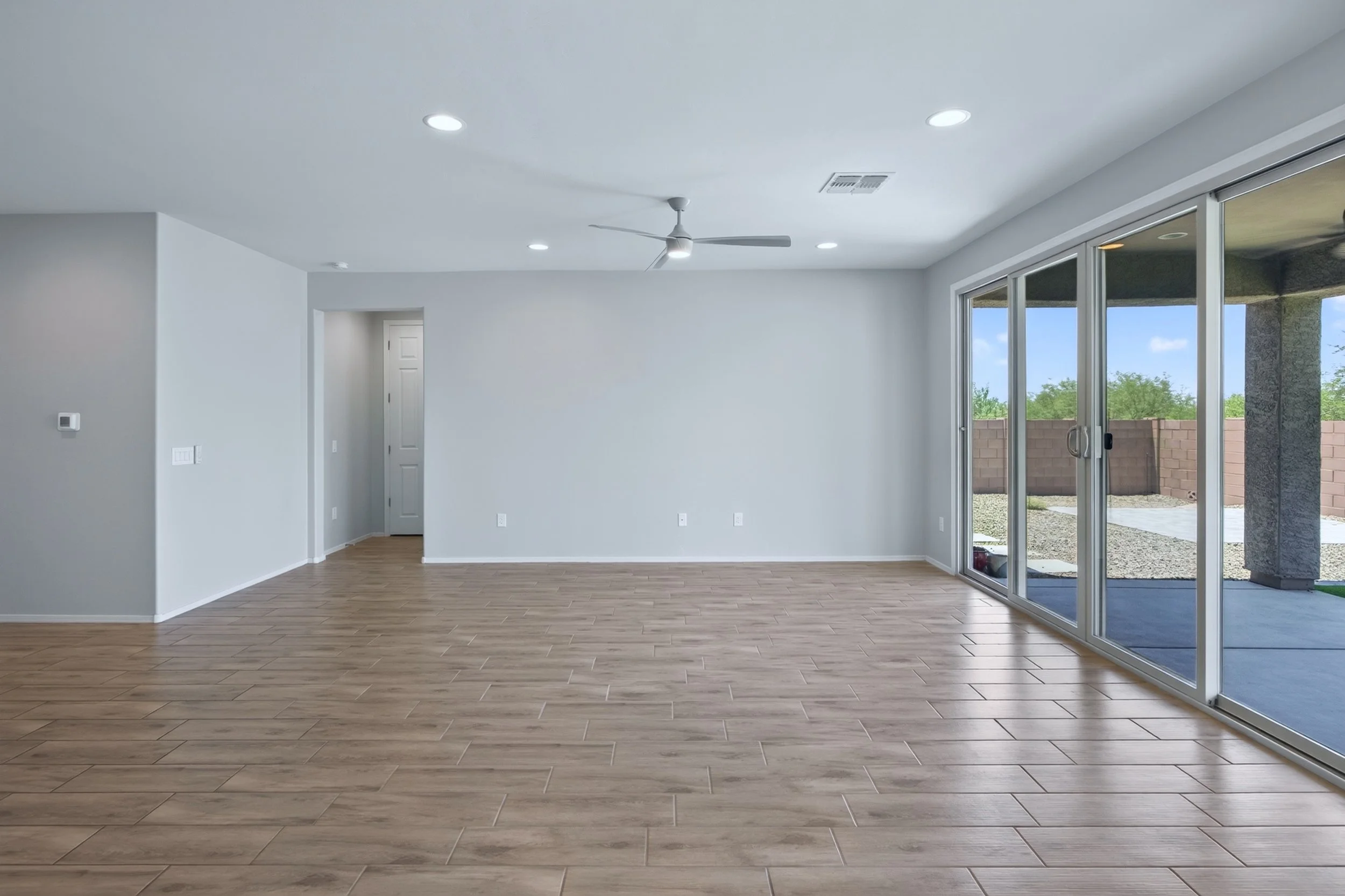 24 Living Room photo b.jpg