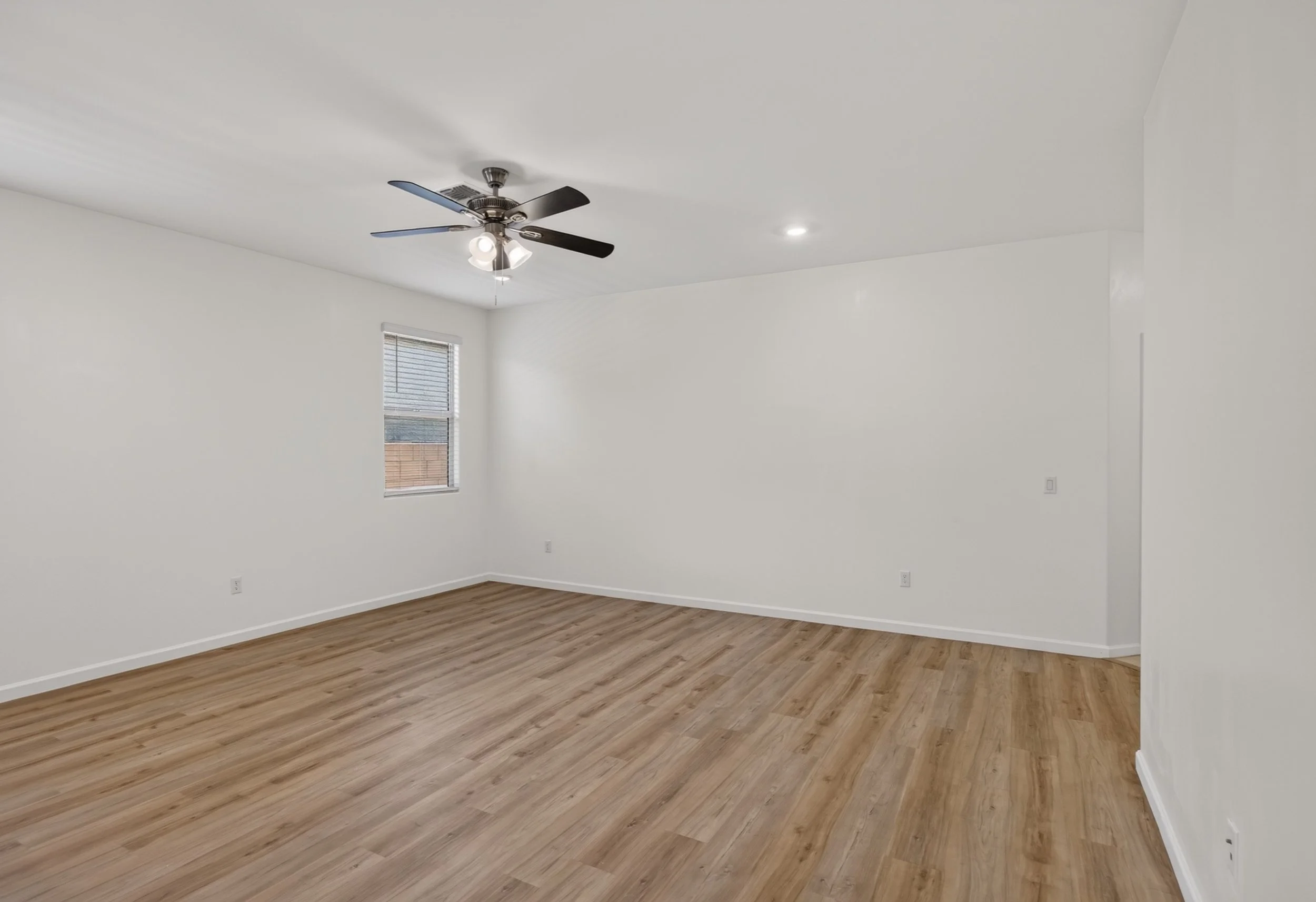 10 Living Room photo c.jpg