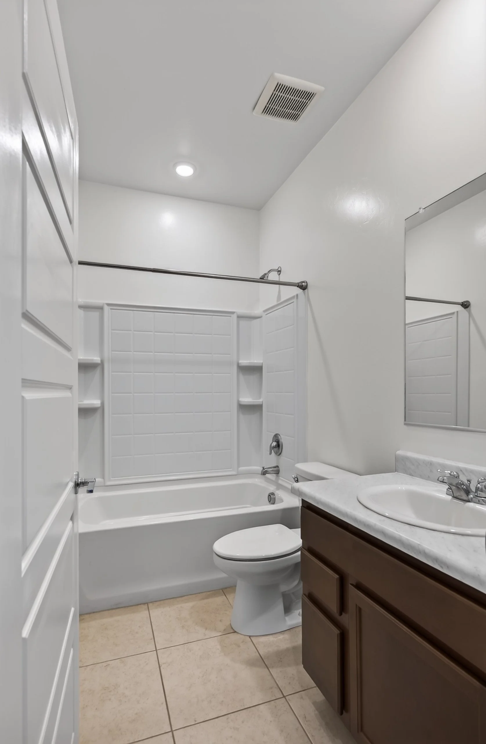 24 Bathroom.jpg