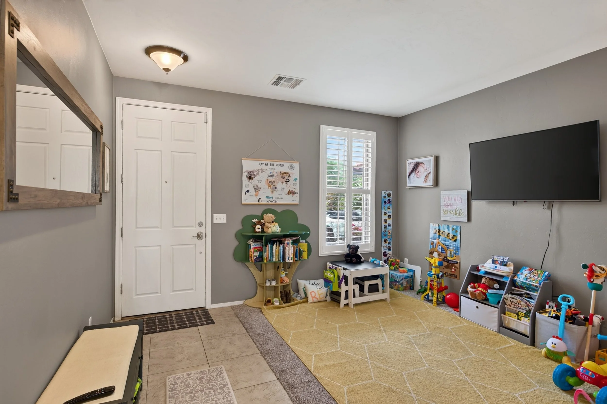 6 Living Room photo a.jpg