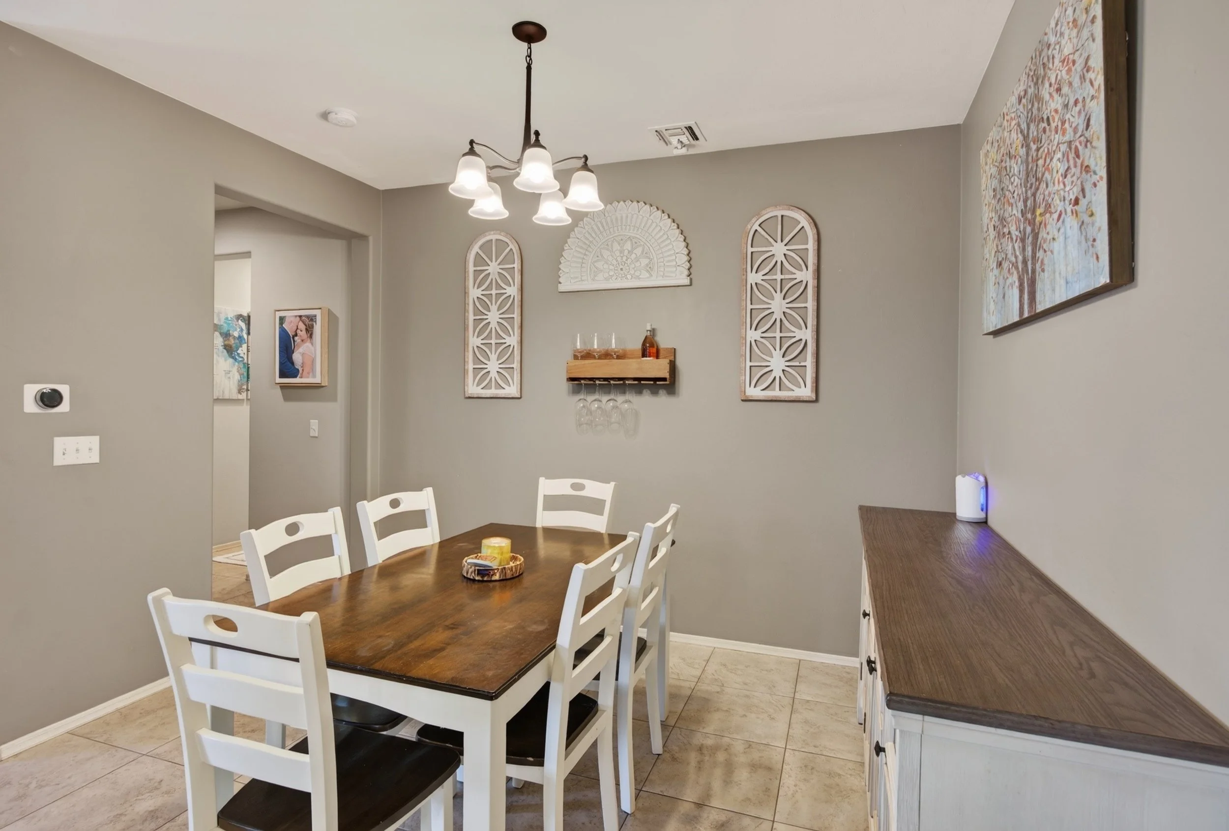13 Dining Room.jpg