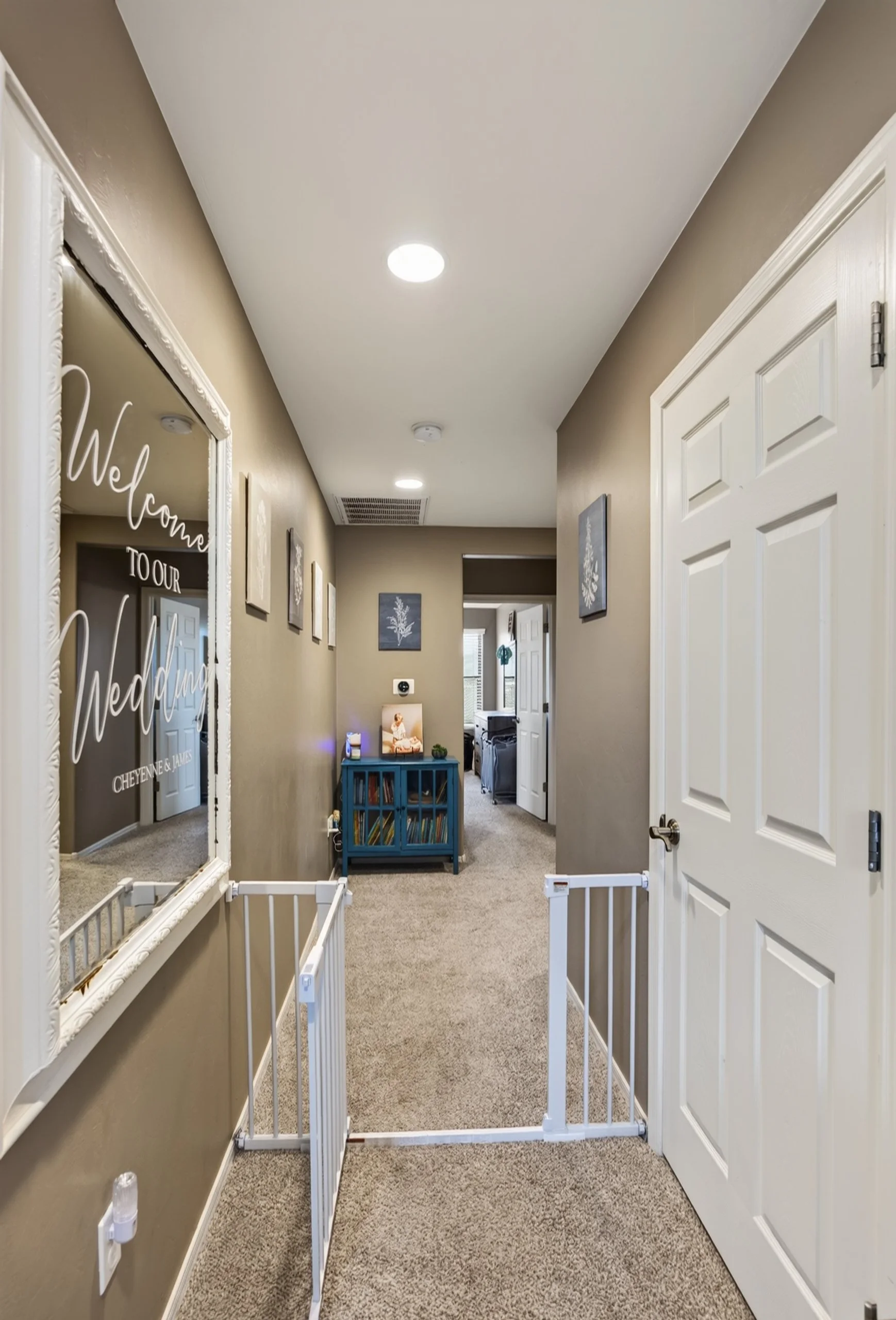 22 Upstairs Landing.jpg