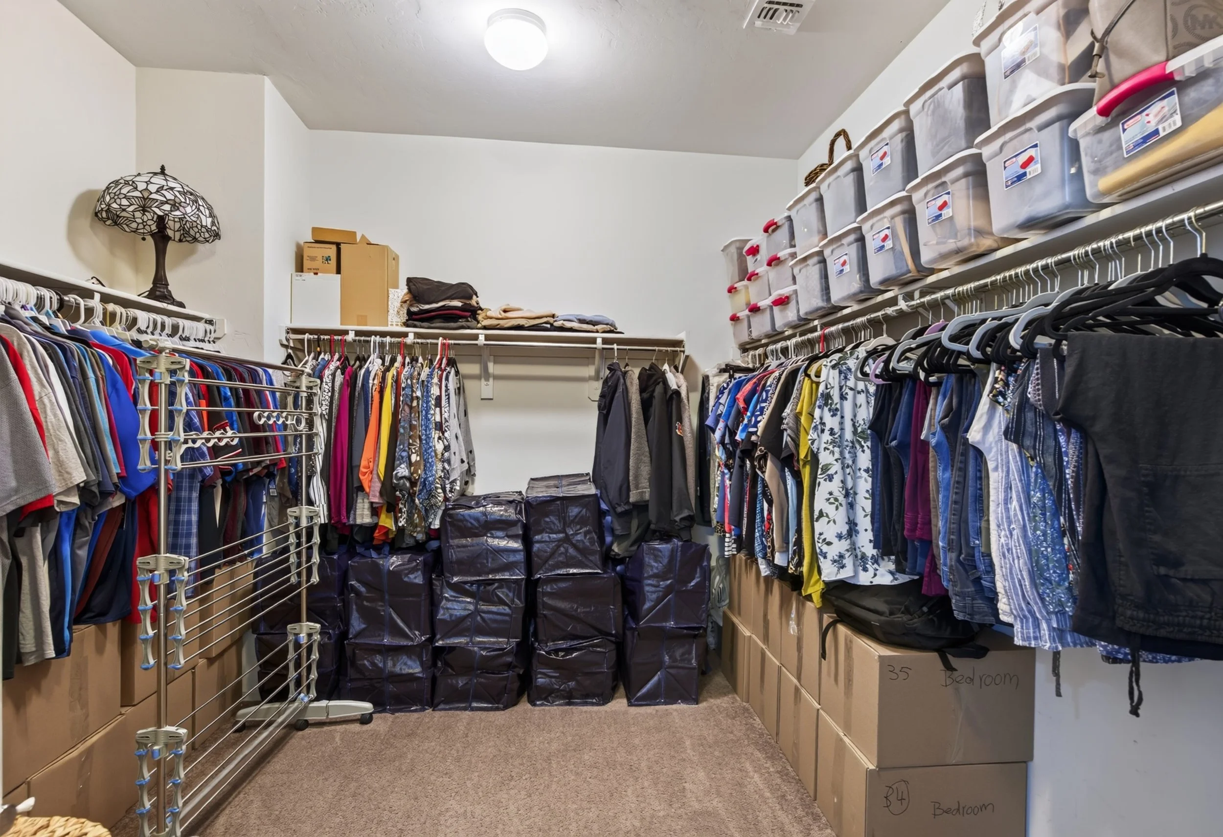 29 Main Bedroom Closet.jpg