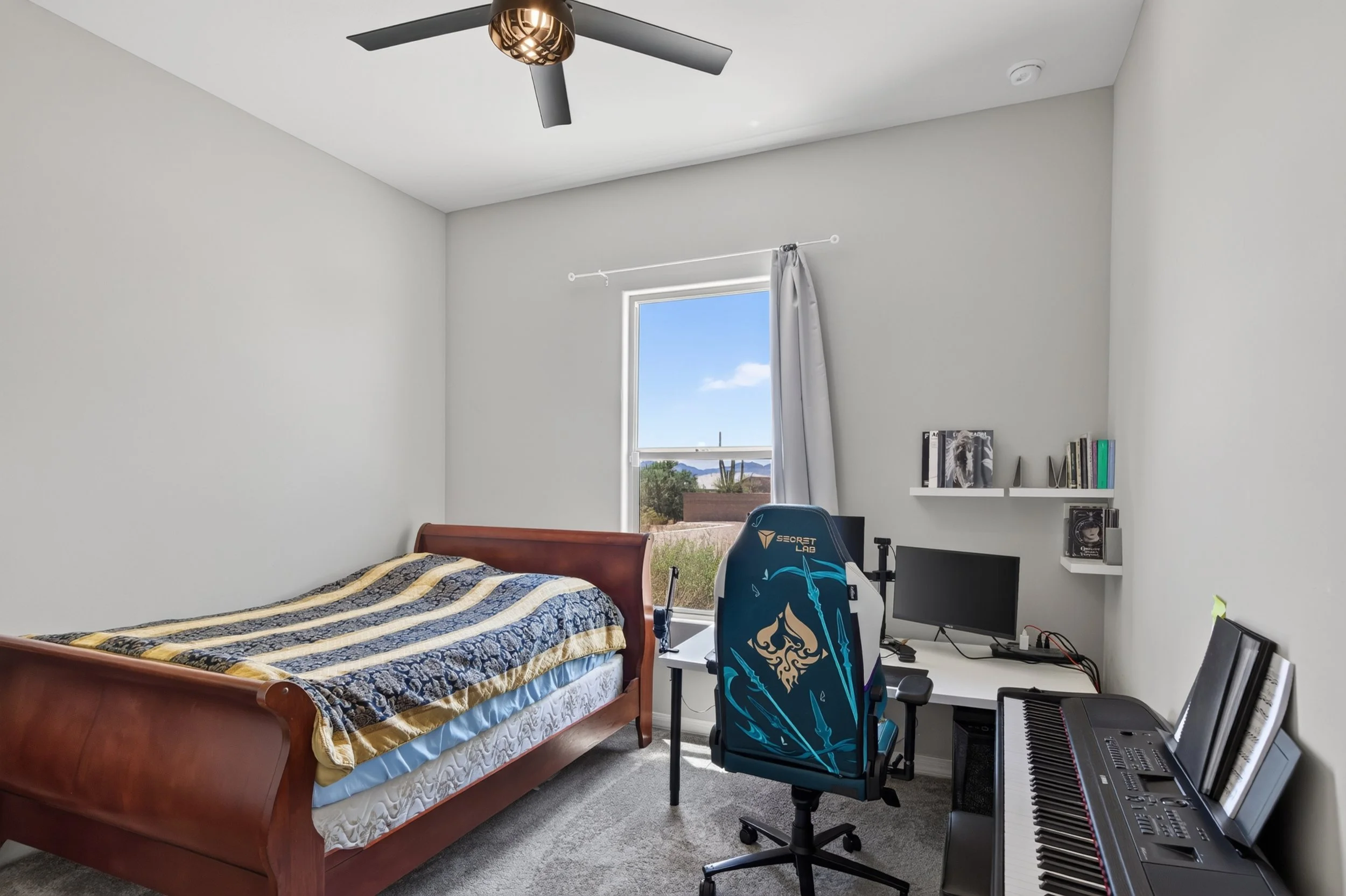 10 Bedroom 2 photo a.jpg