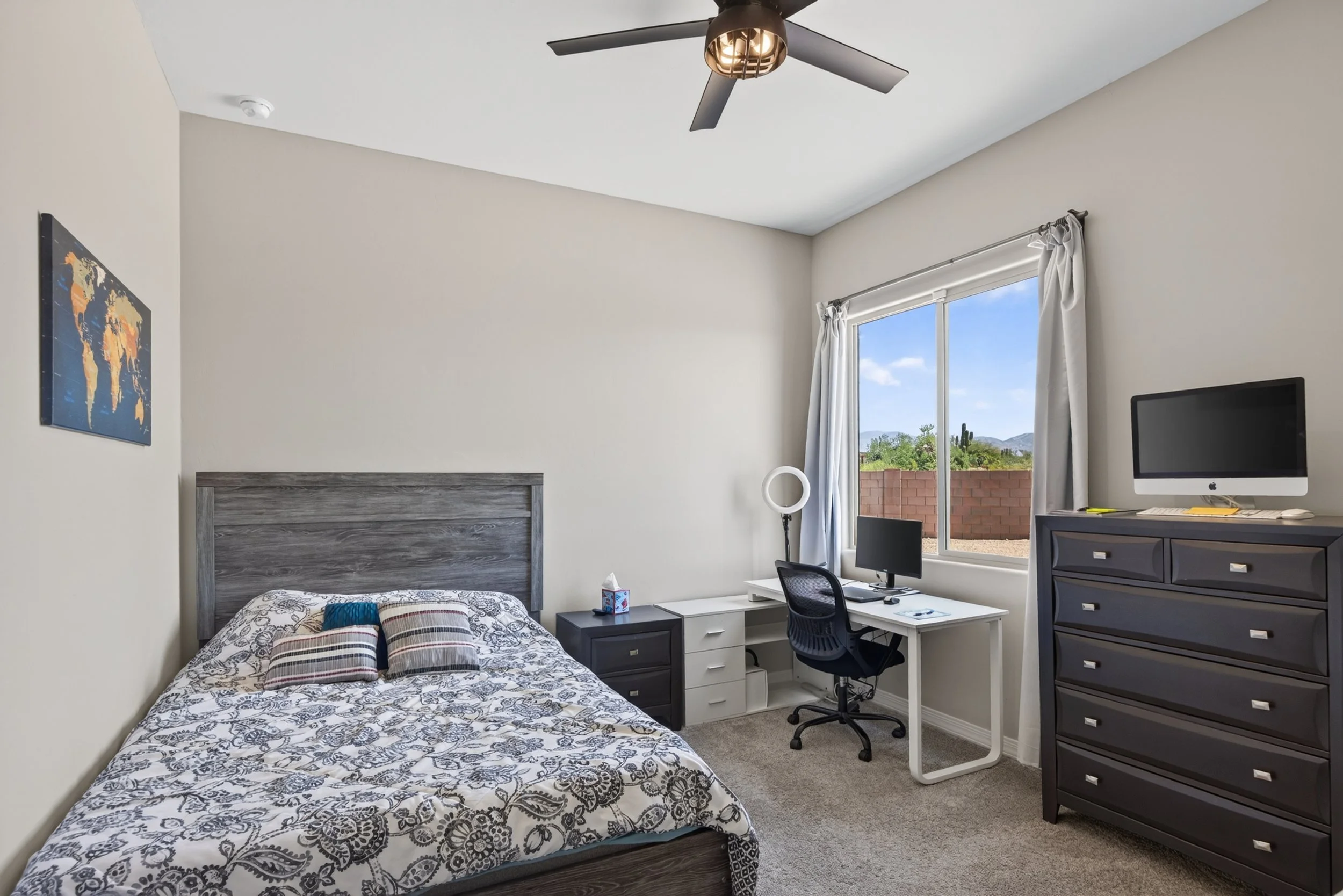 13 Bedroom 3 photo a.jpg