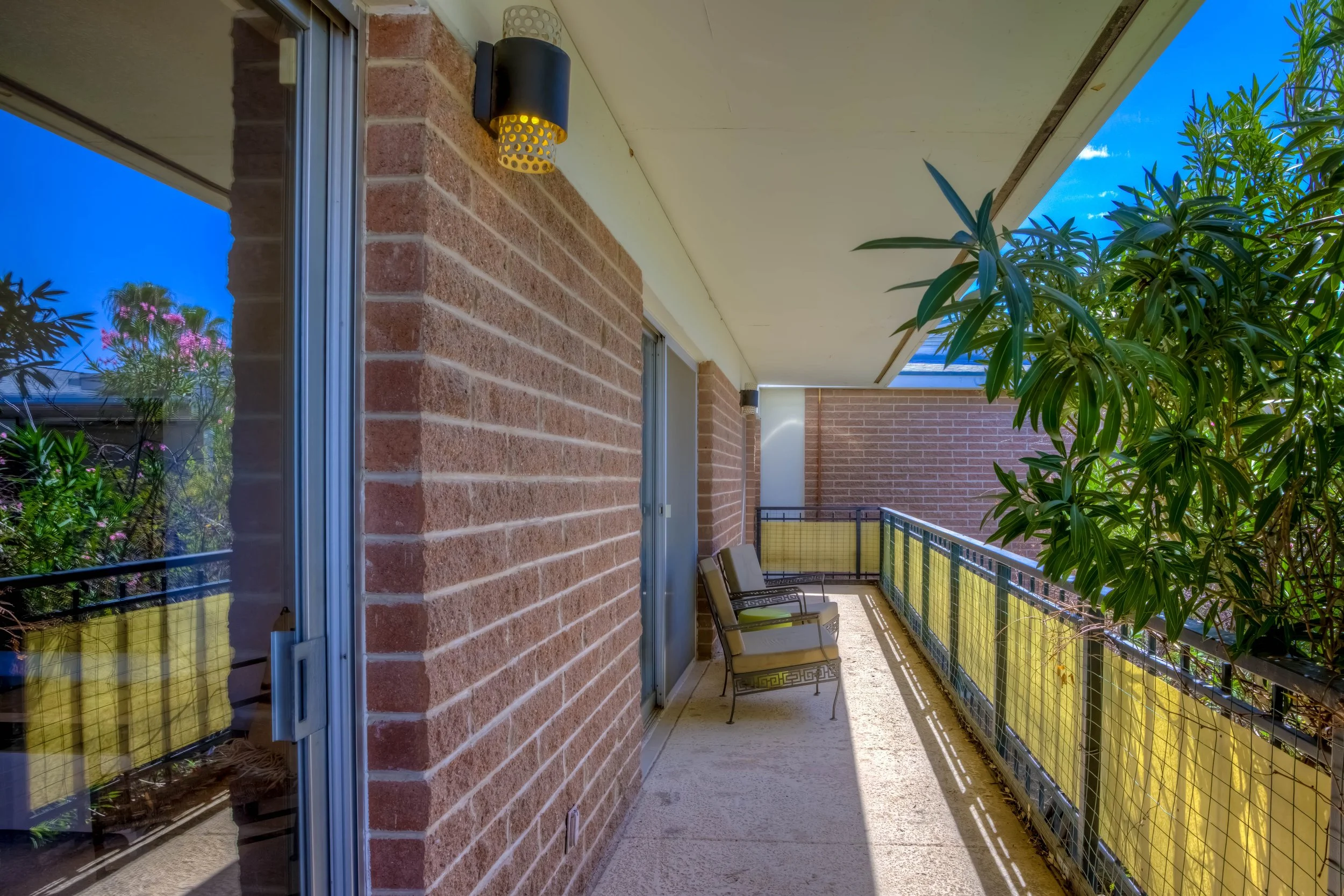 23 Balcony photo a.jpg
