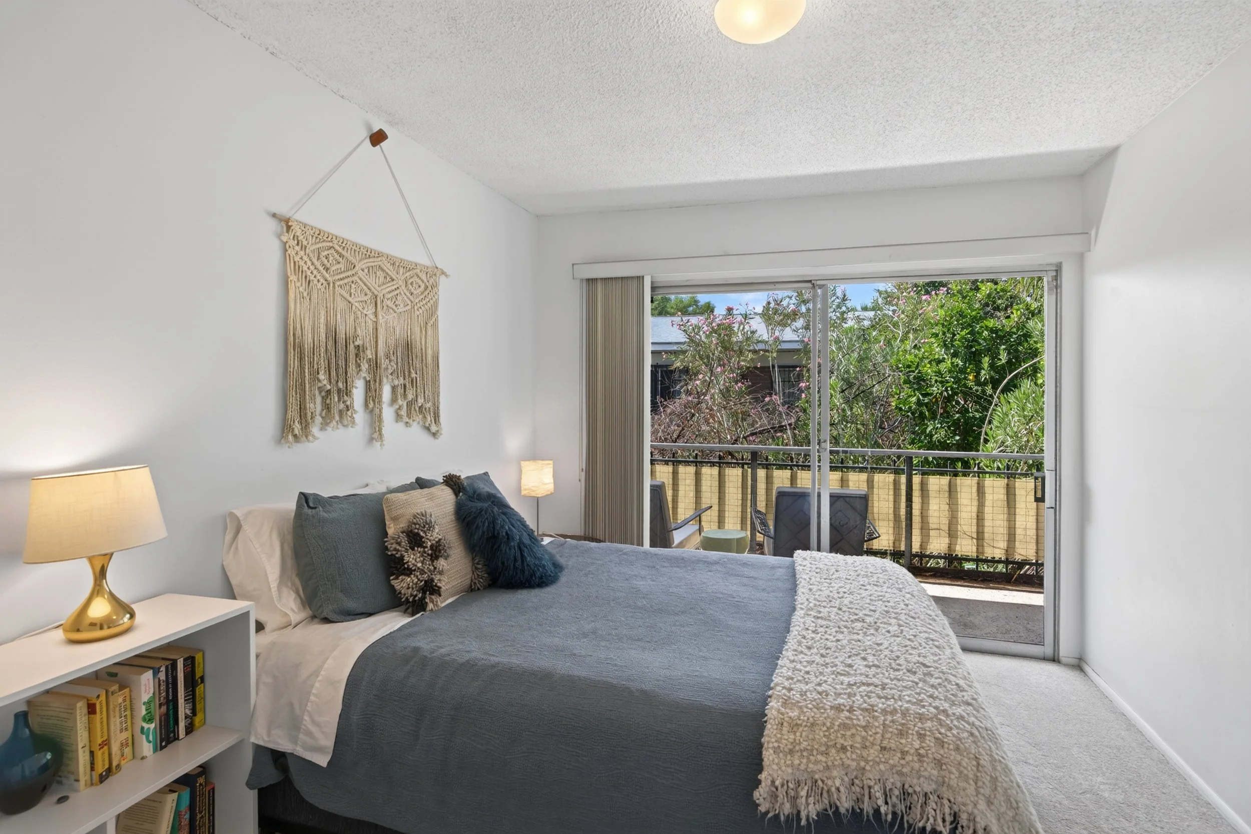 25 Bedroom 1 photo a.jpg