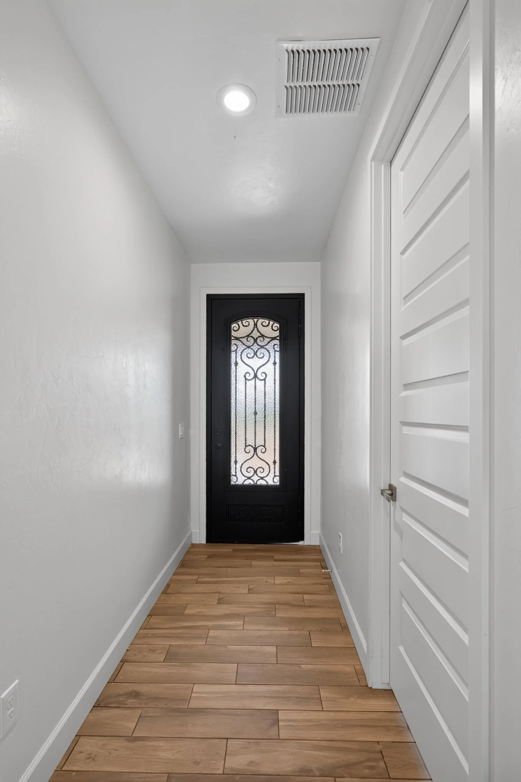 7 Interior Entrance.jpg