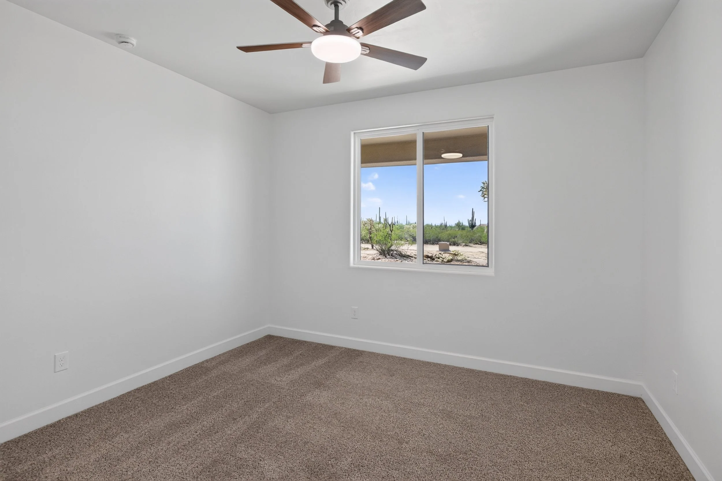 8 Bedroom 1 photo a.jpg