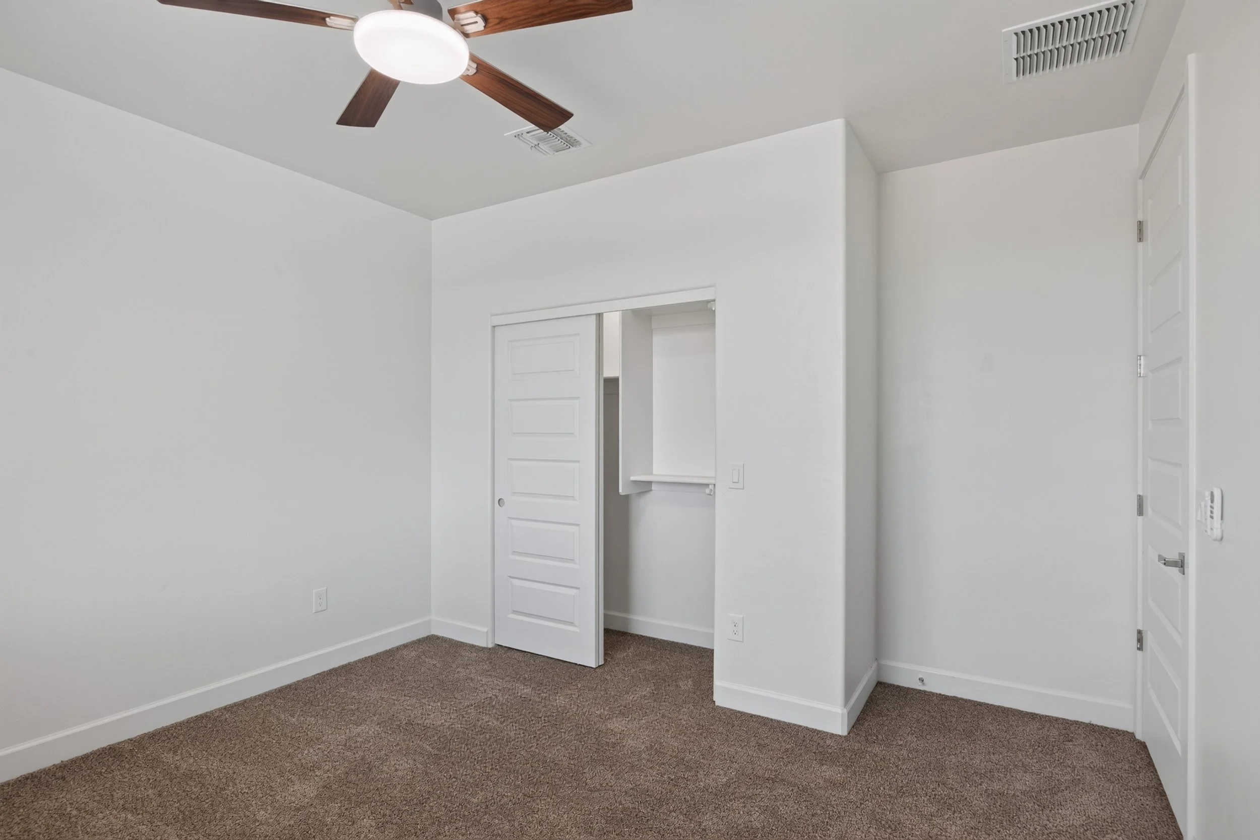 9 Bedroom 1 photo b.jpg