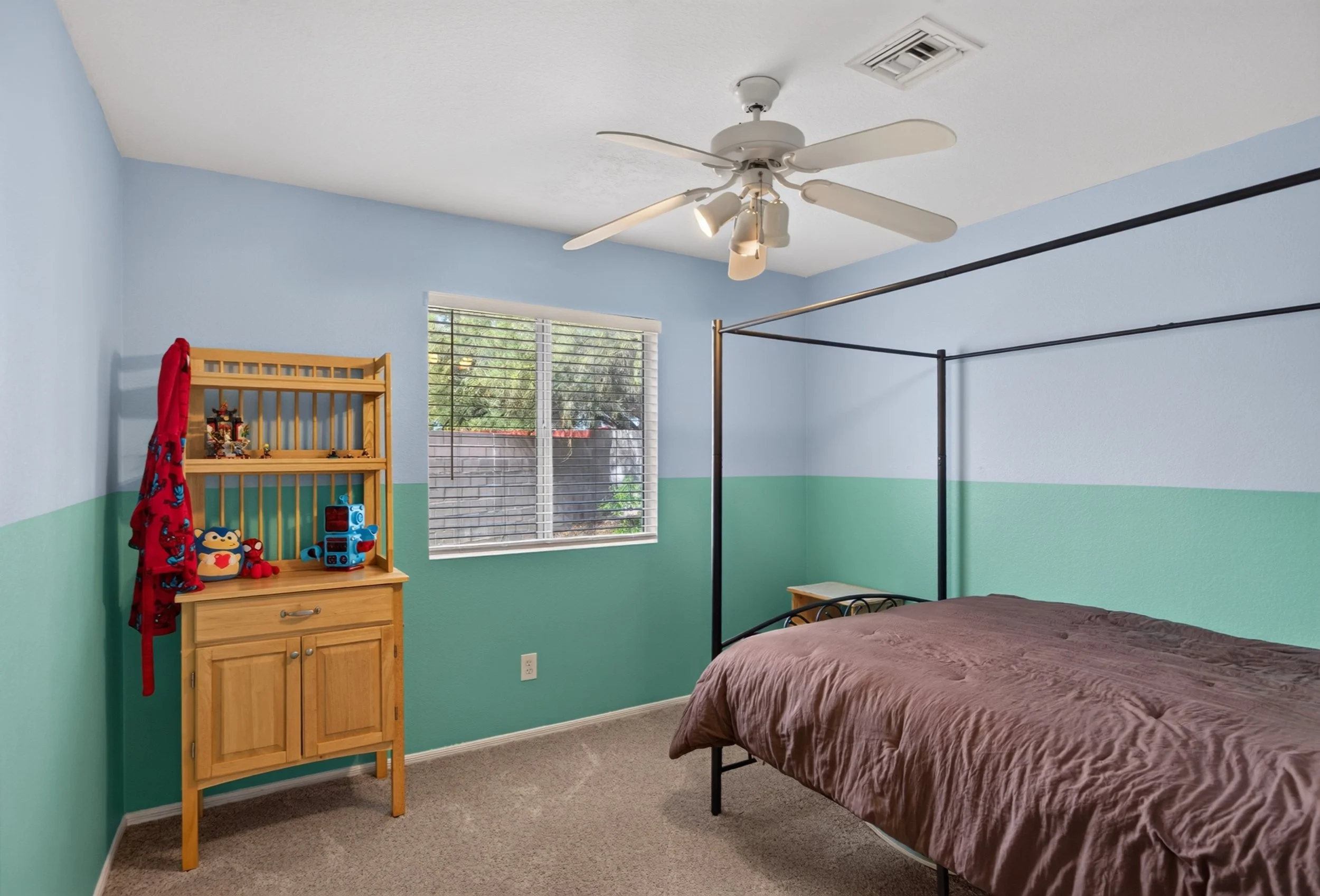 28 Bedroom 1 photo a.jpg