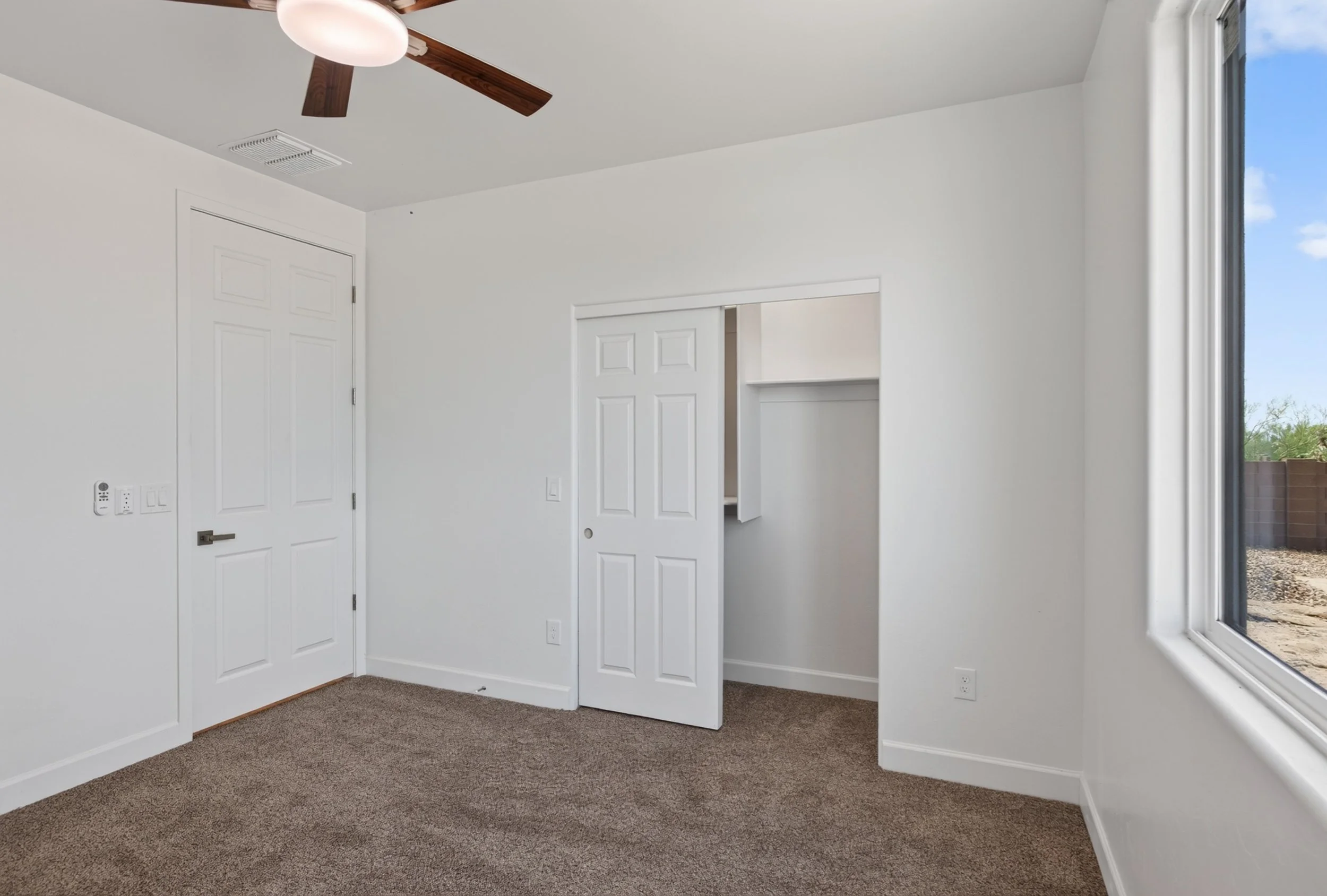 12 Bedroom 2 photo b.jpg