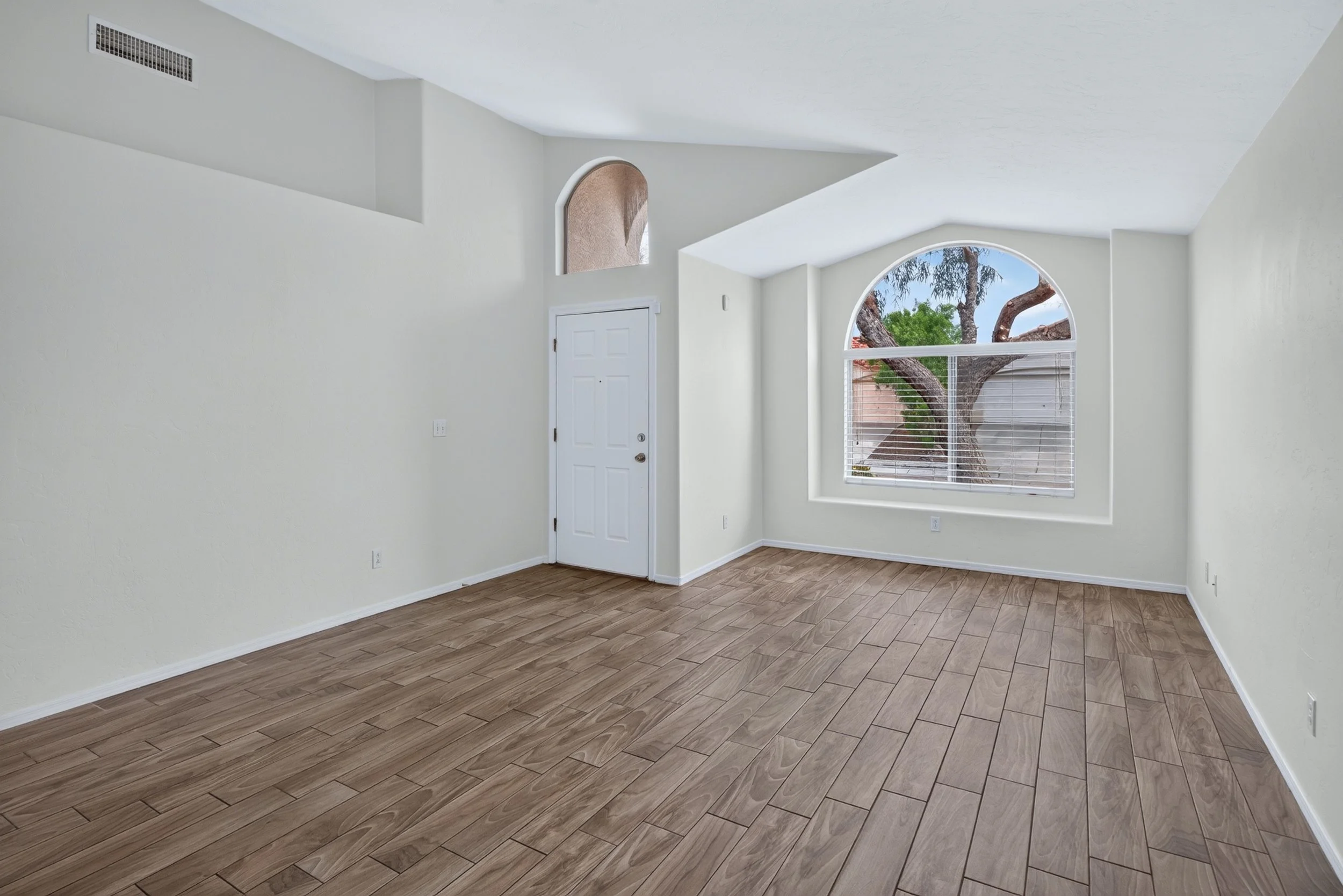 9 Living Room photo c.jpg