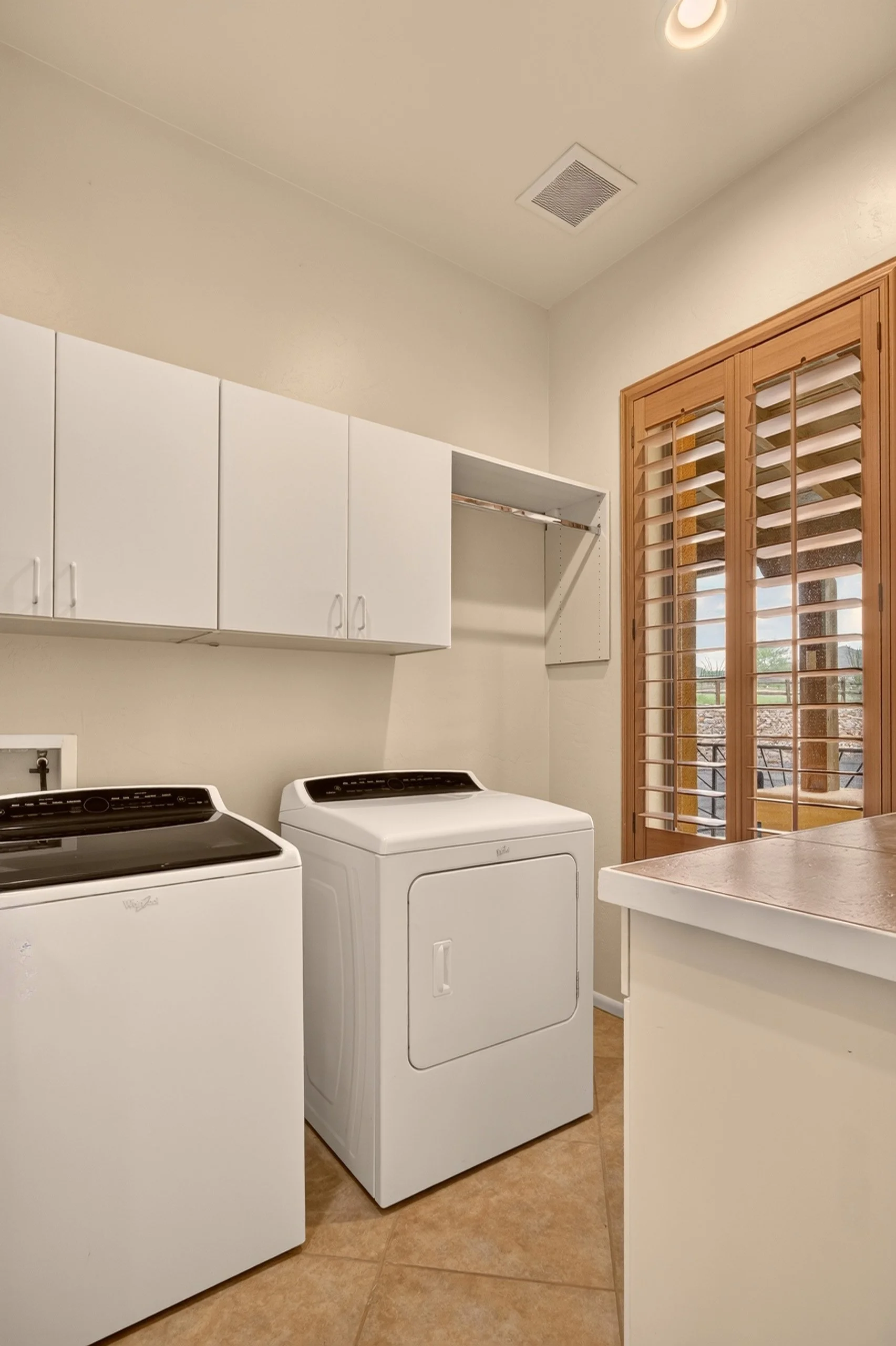 39 Laundry Room photo a.jpg