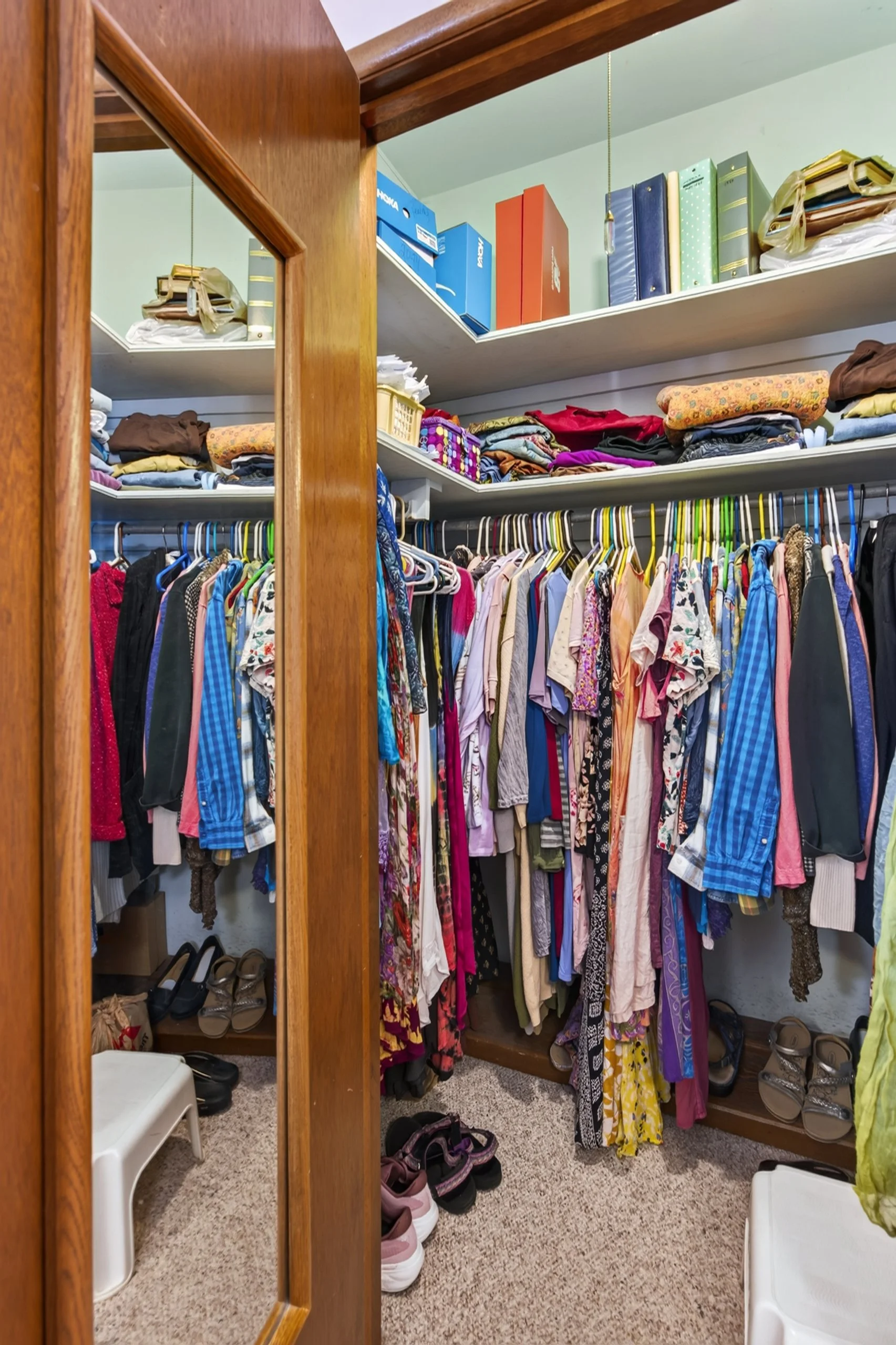 28 Main Bedroom Closet.jpg