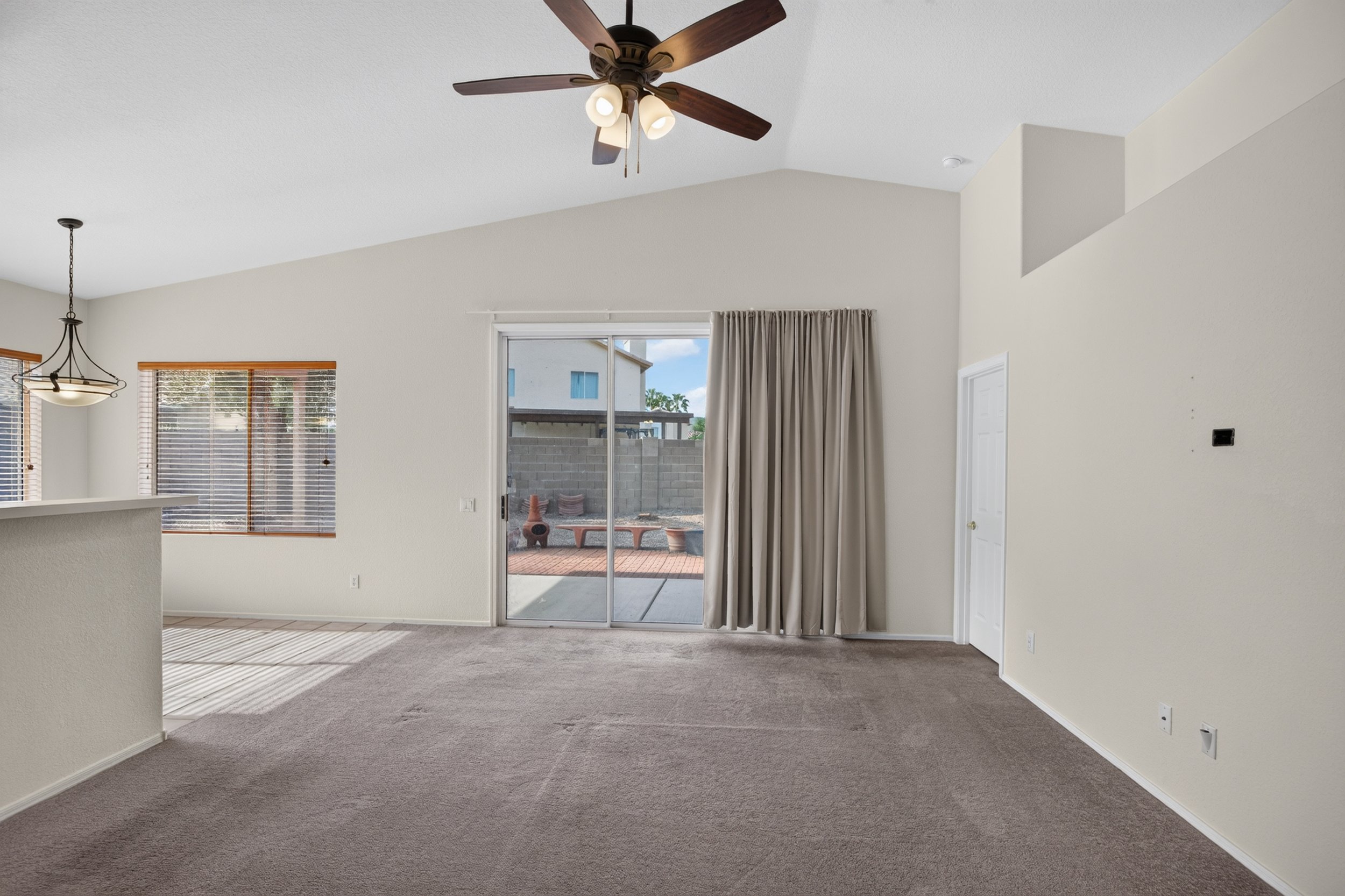 15 Family Room photo a.jpg