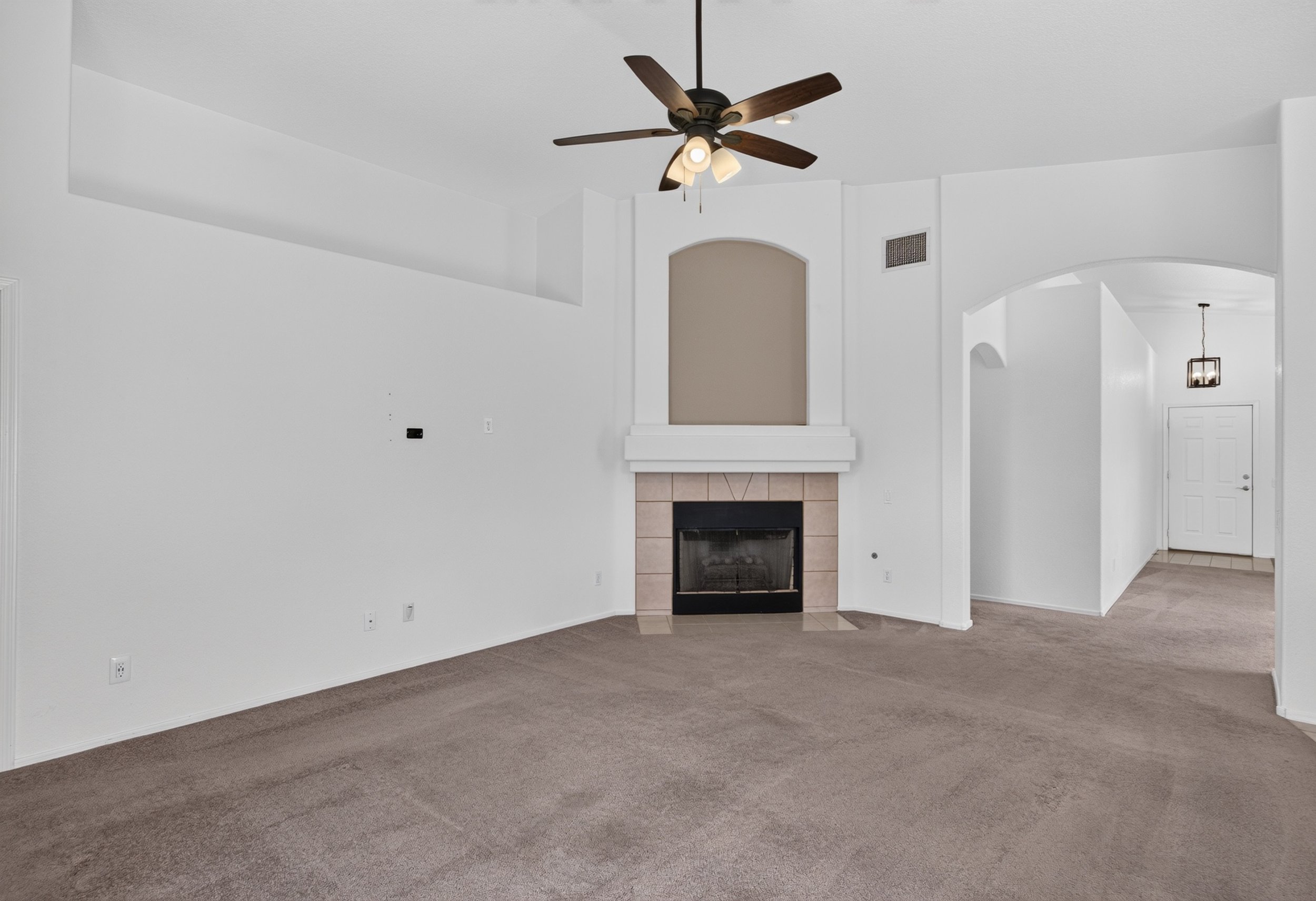 17 Family Room photo c.jpg