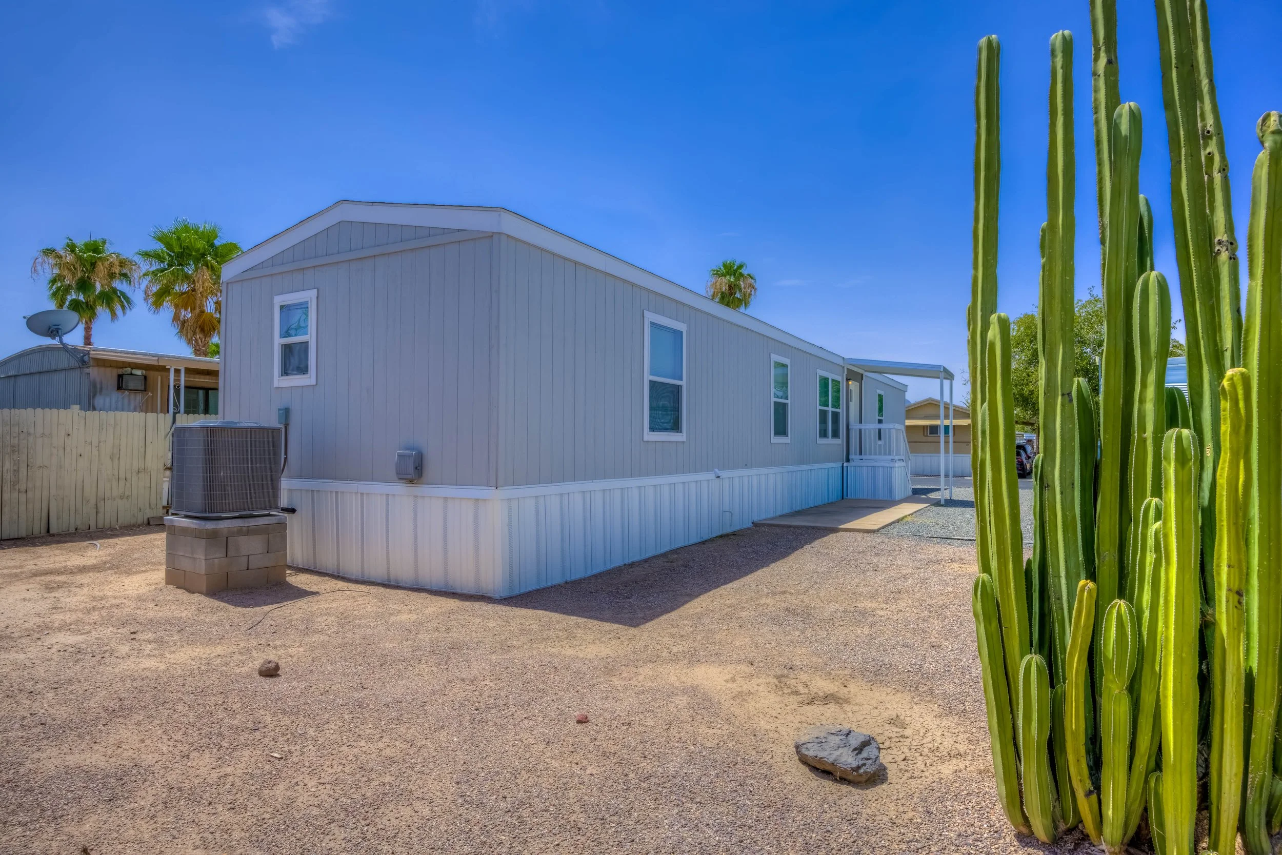 7 Exterior photo g.jpg