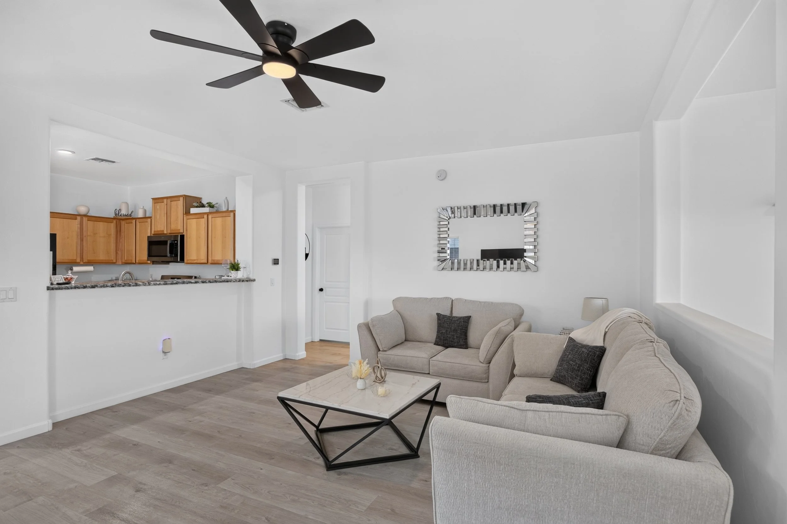 13 Living Room photo d.jpg