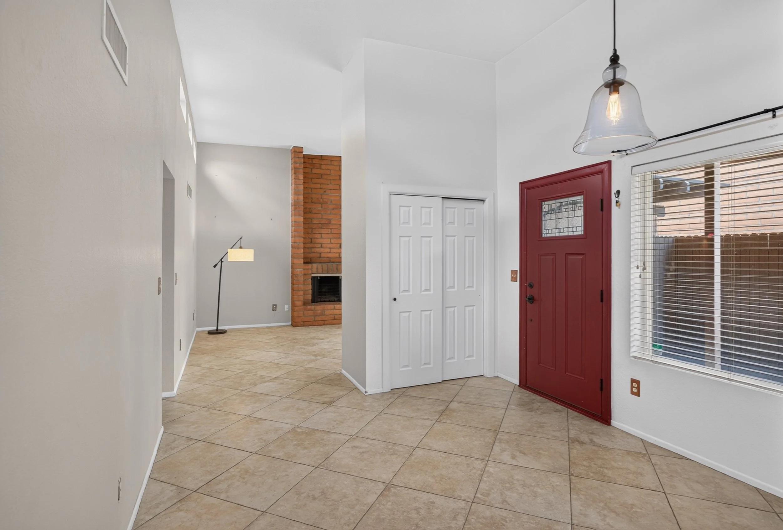 10 Living Room photo b.jpg