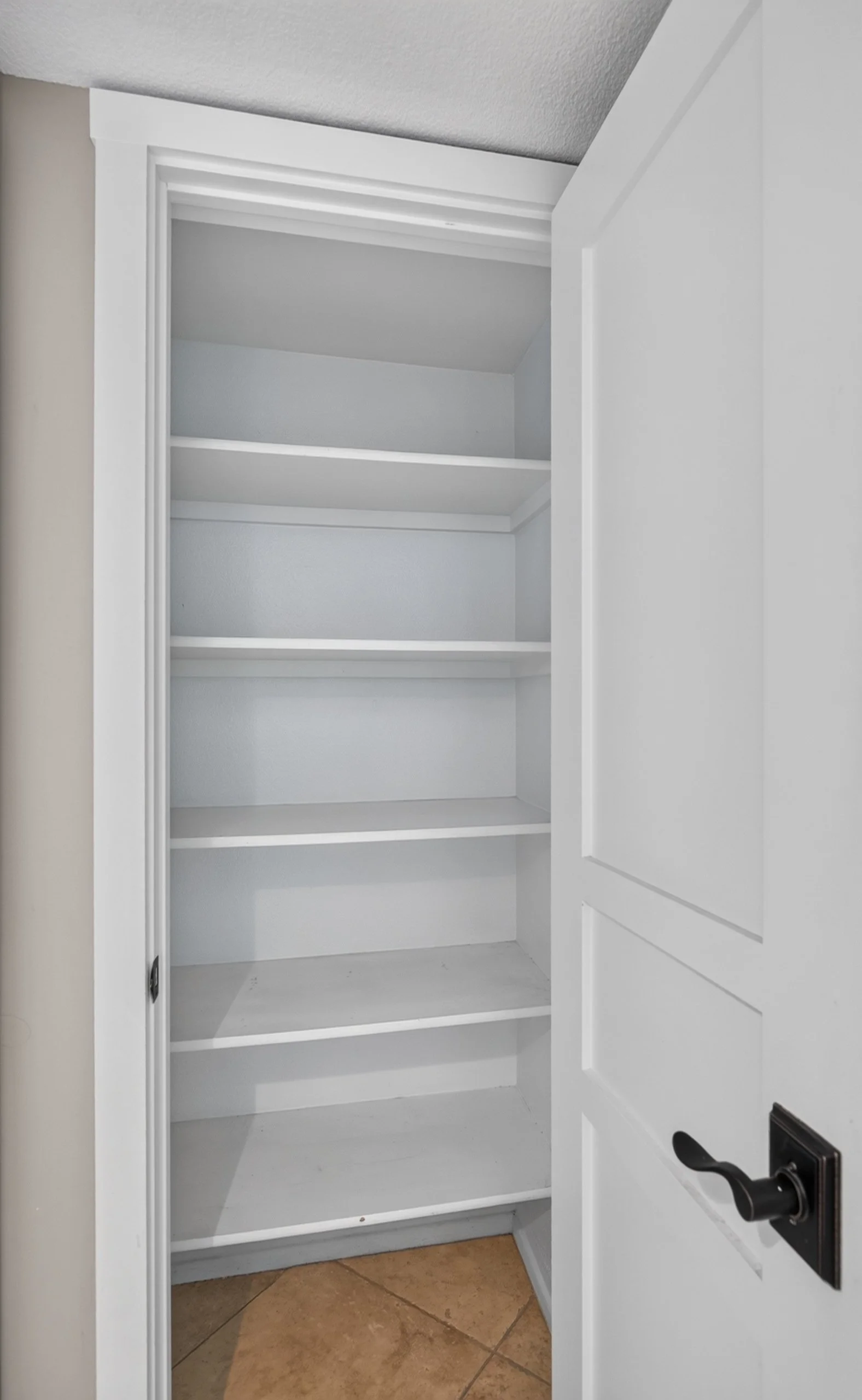 22 Main Bedroom Linen Closet.jpg