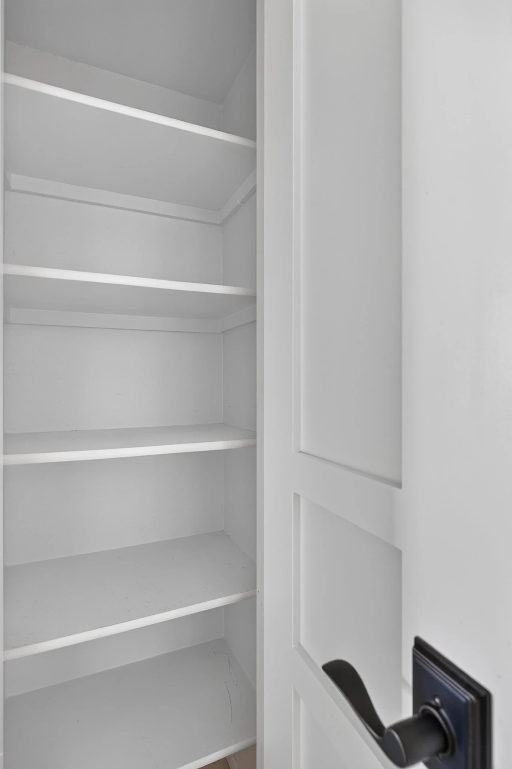 25 Hall Closet.jpg
