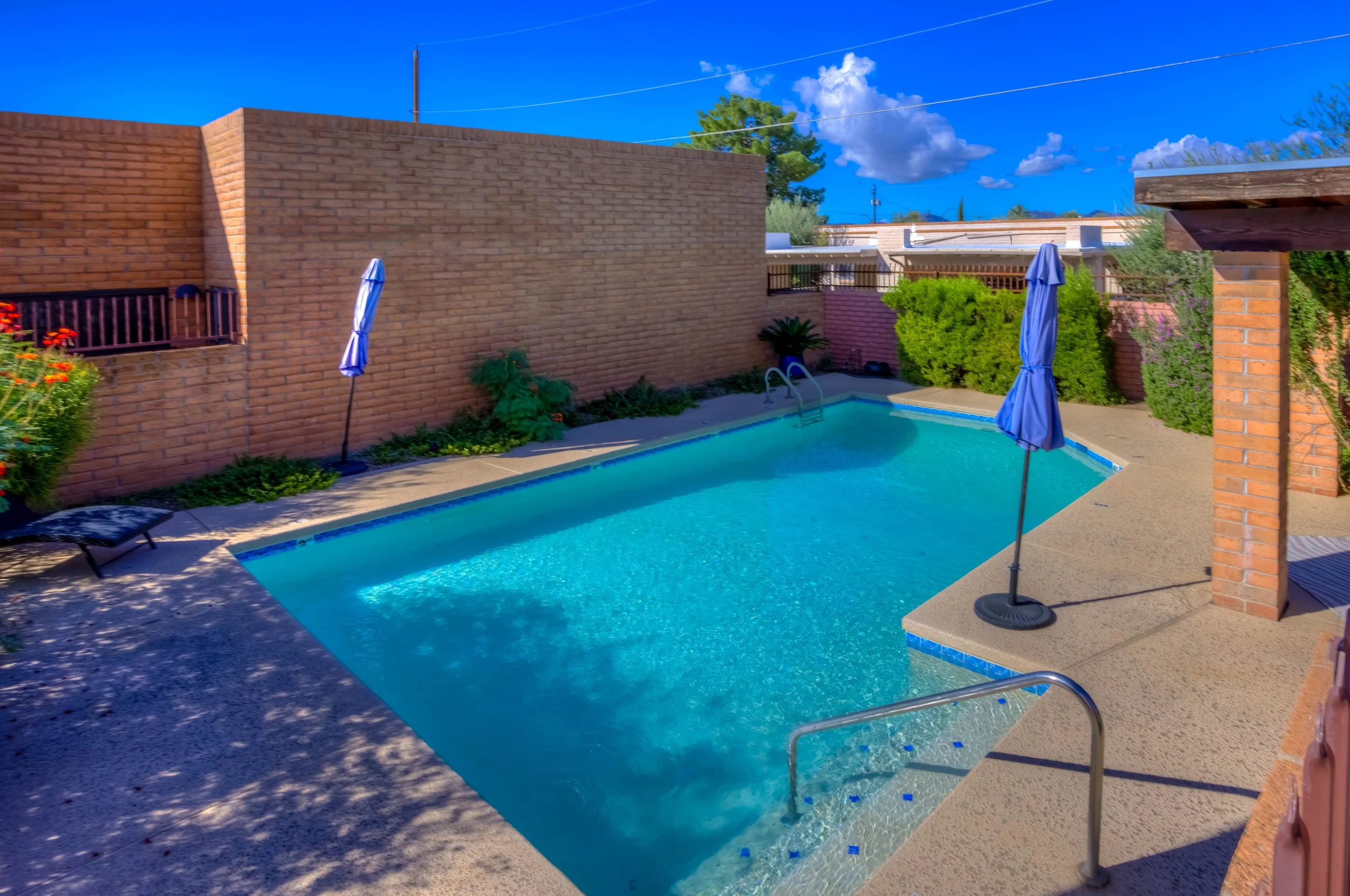 40 Community Pool.jpg