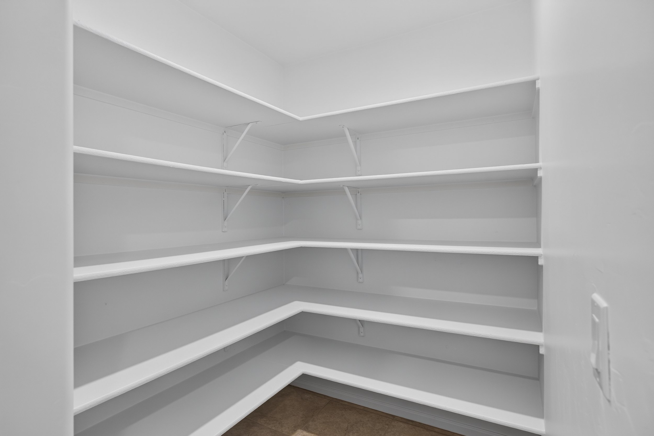 22 Laundry Room photo b.jpg