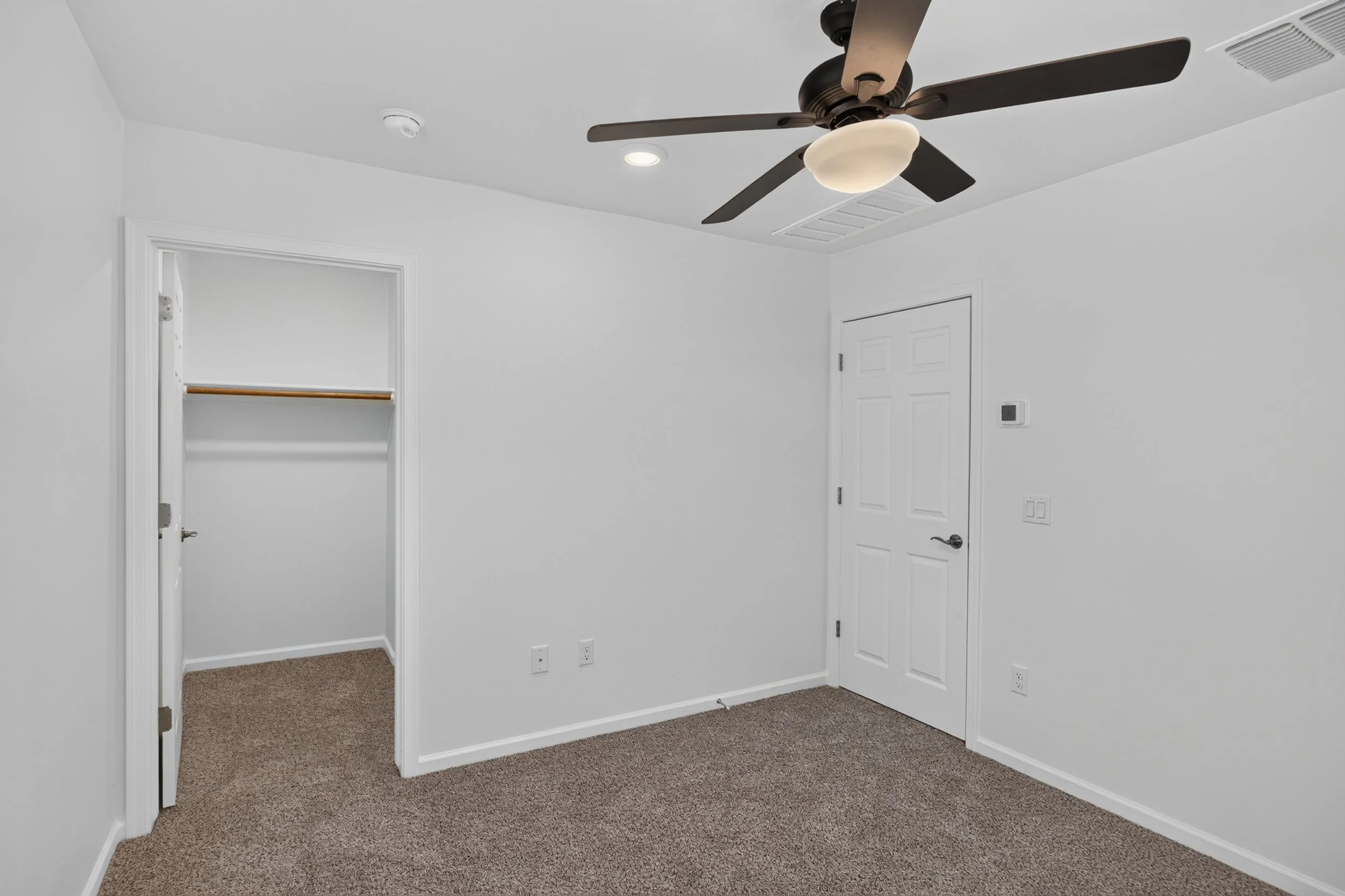 24 Bedroom 1 photo b.jpg