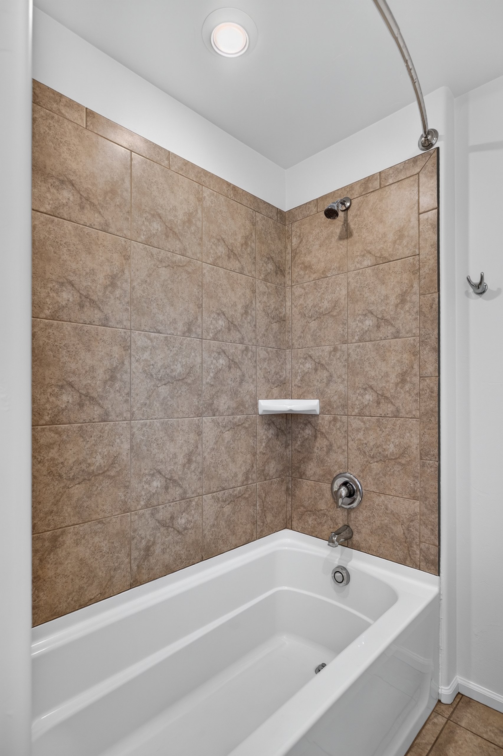 26 Upstairs Bathroom photo b.jpg