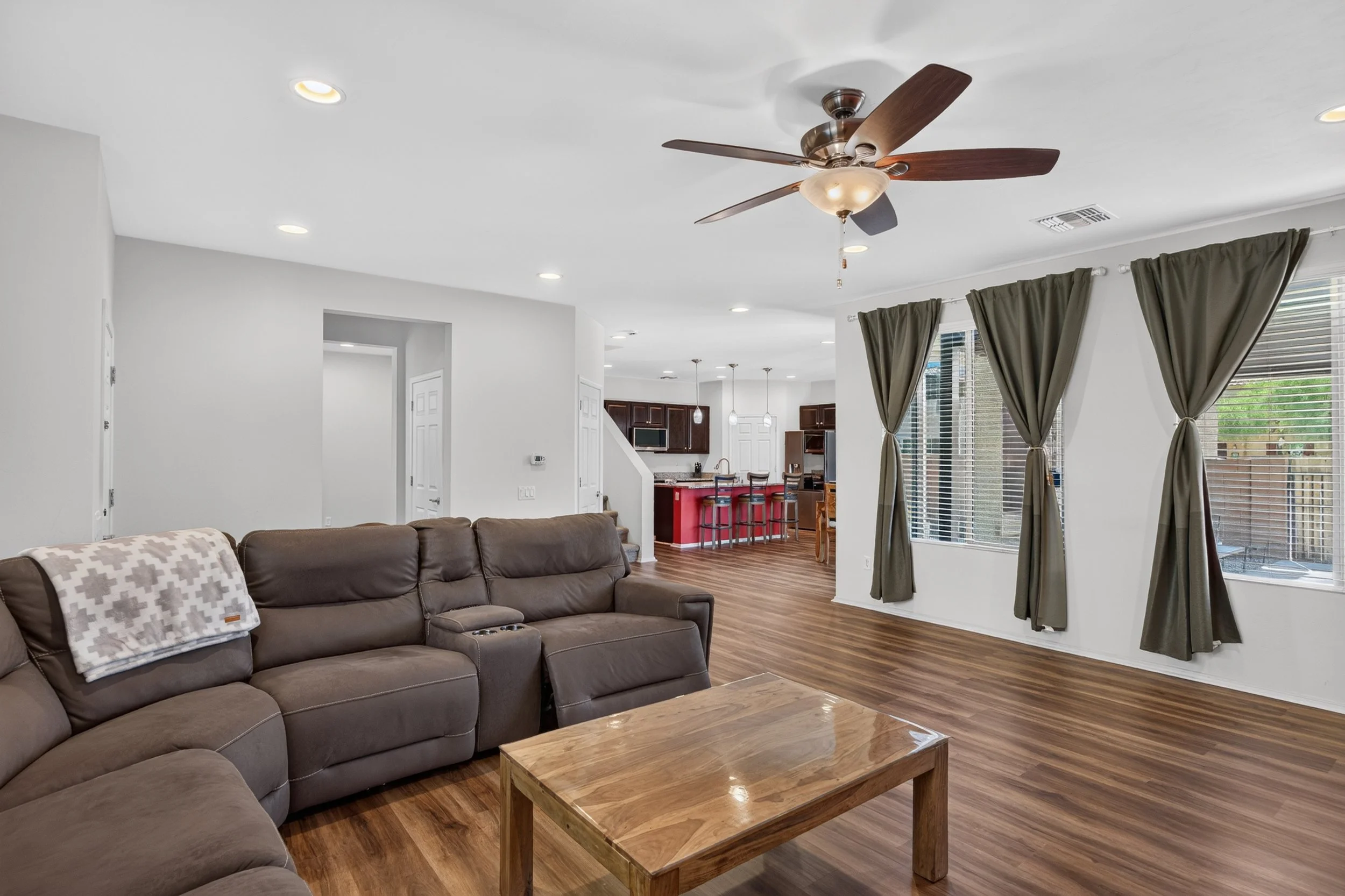 4 Living Room photo a.jpg