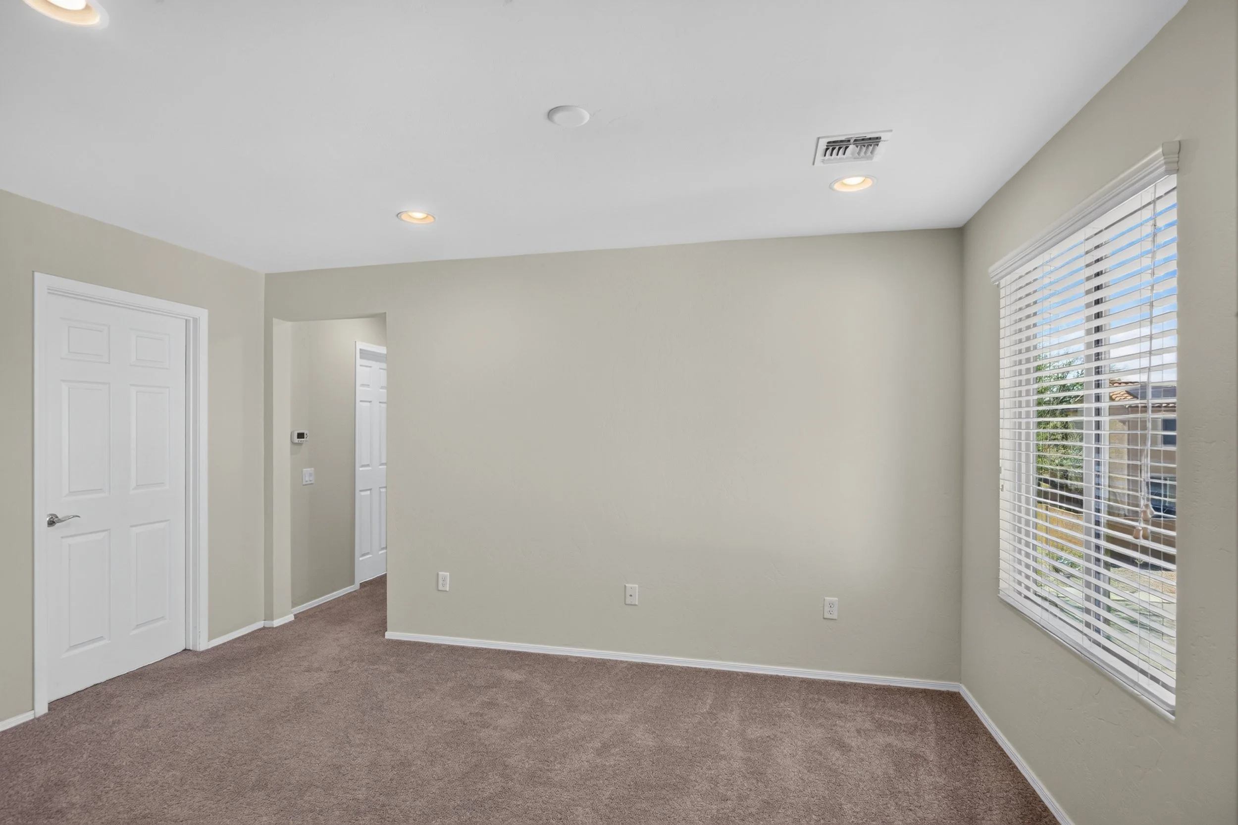 18 Loft photo a.jpg