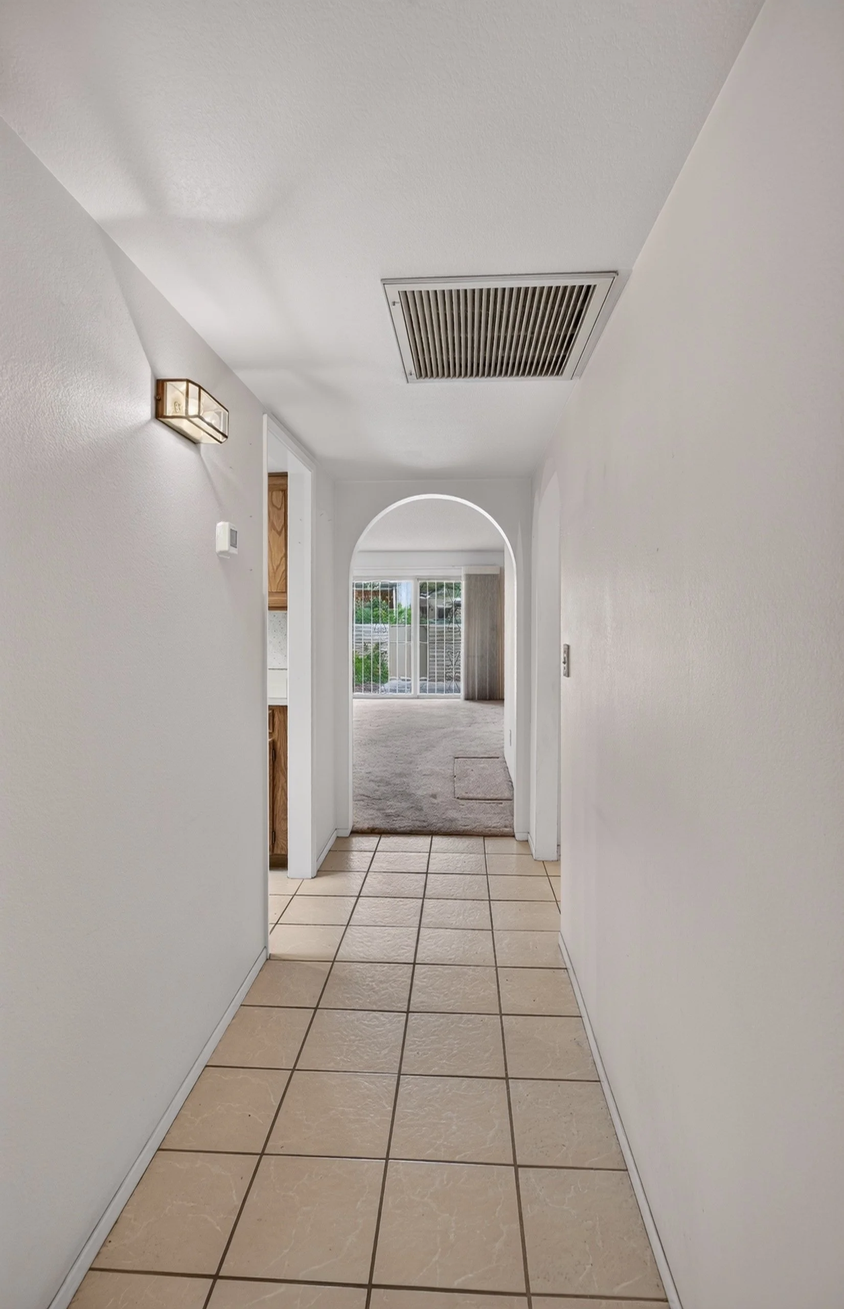 8 Interior Entrance photo b.jpg