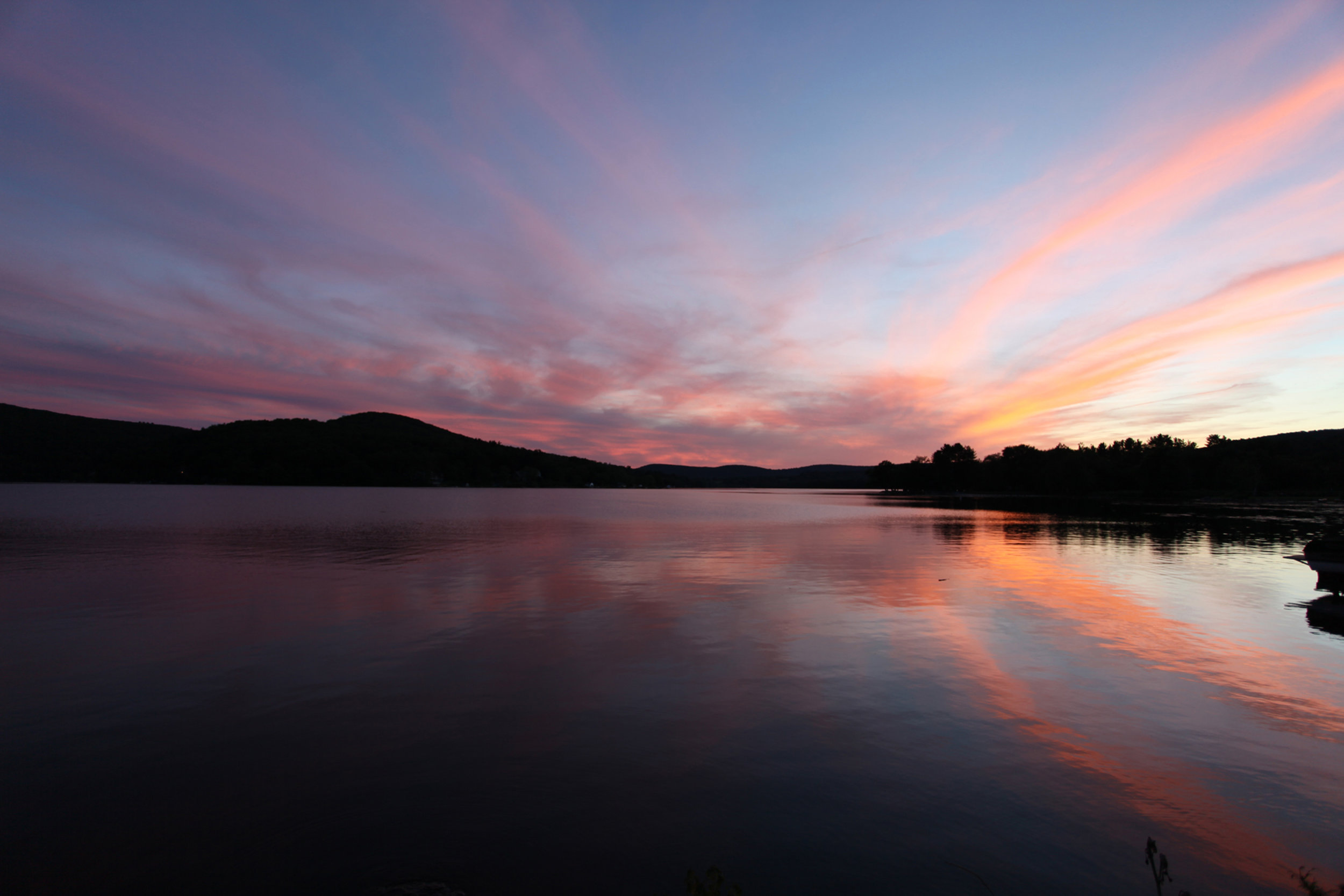 lake waramaug sunset.jpg
