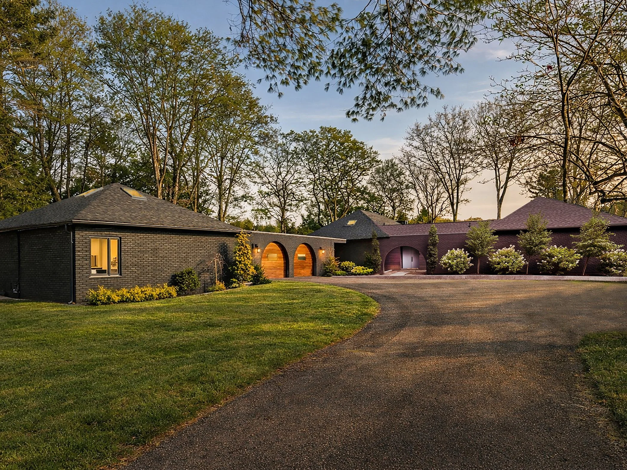 exterior11 summer2_sm.jpg