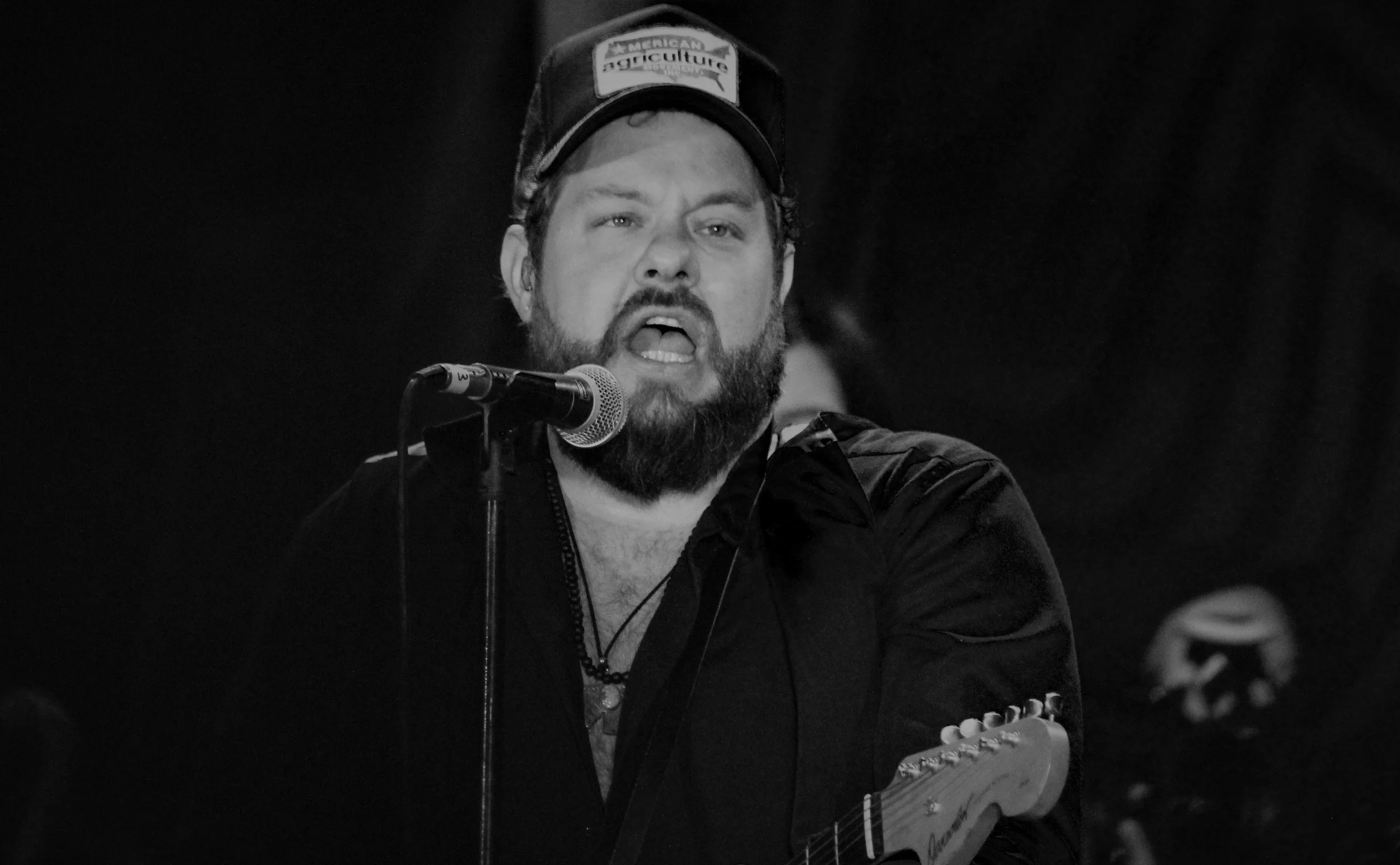 IMG_0455_singin framed_BW.jpg