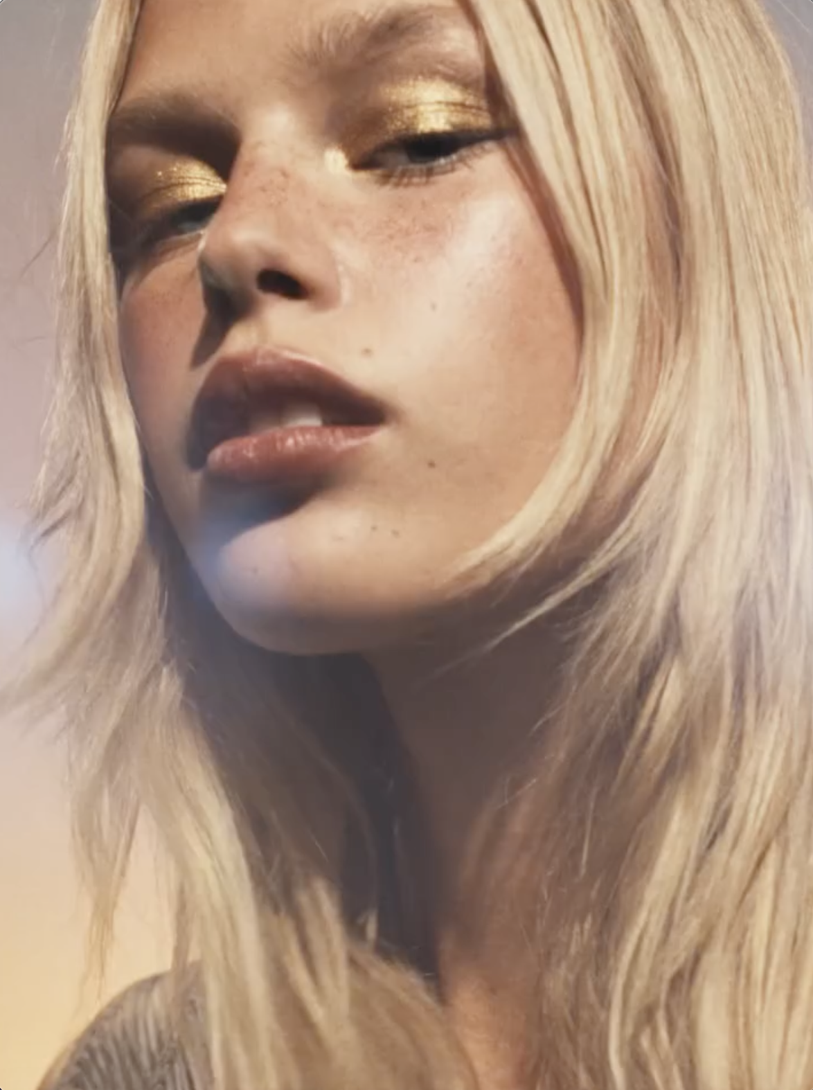 Bobbi Brown Desert Dreamer by Hannah Murray