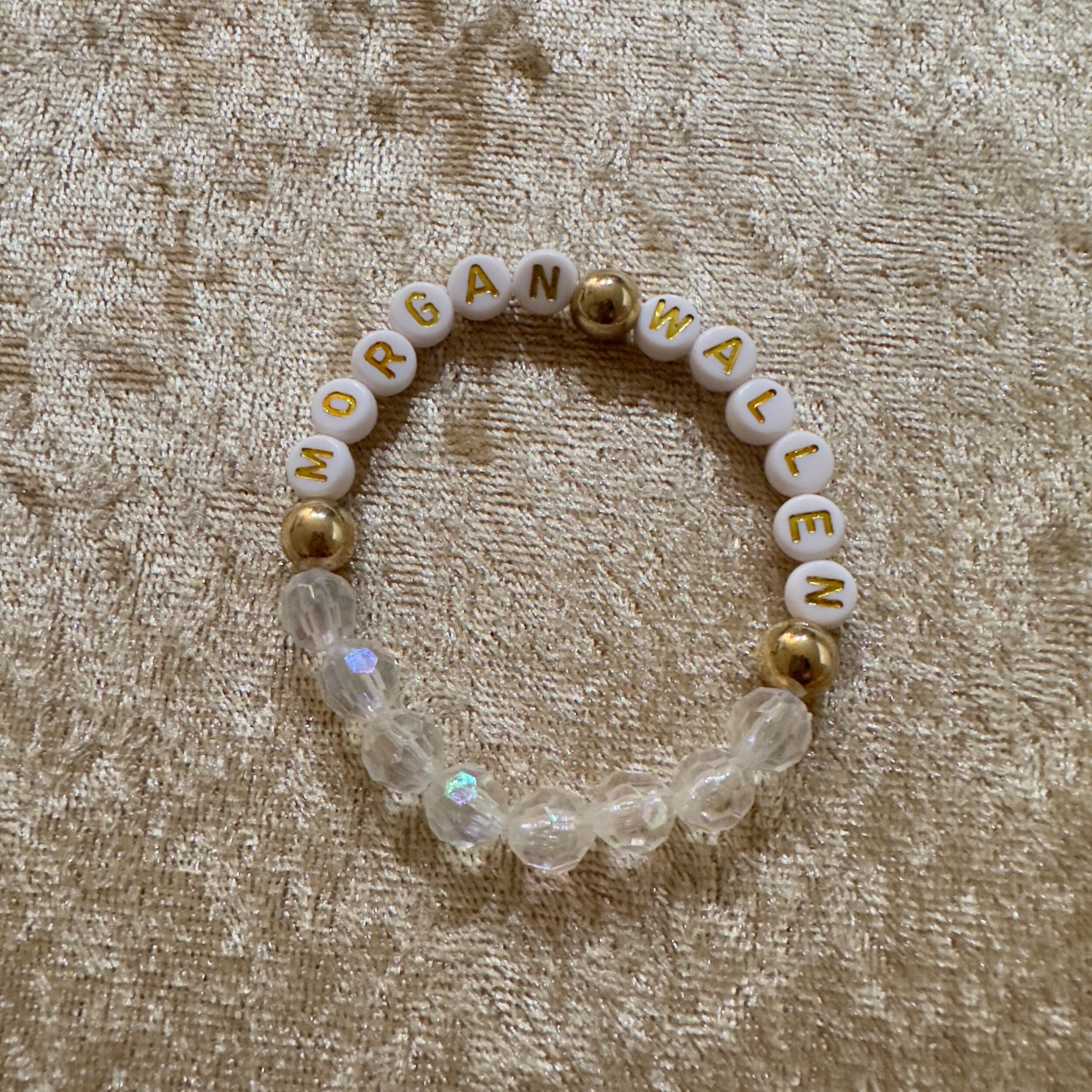 16E24AA9-C9A7-4726-A922-6D9F783DF40E